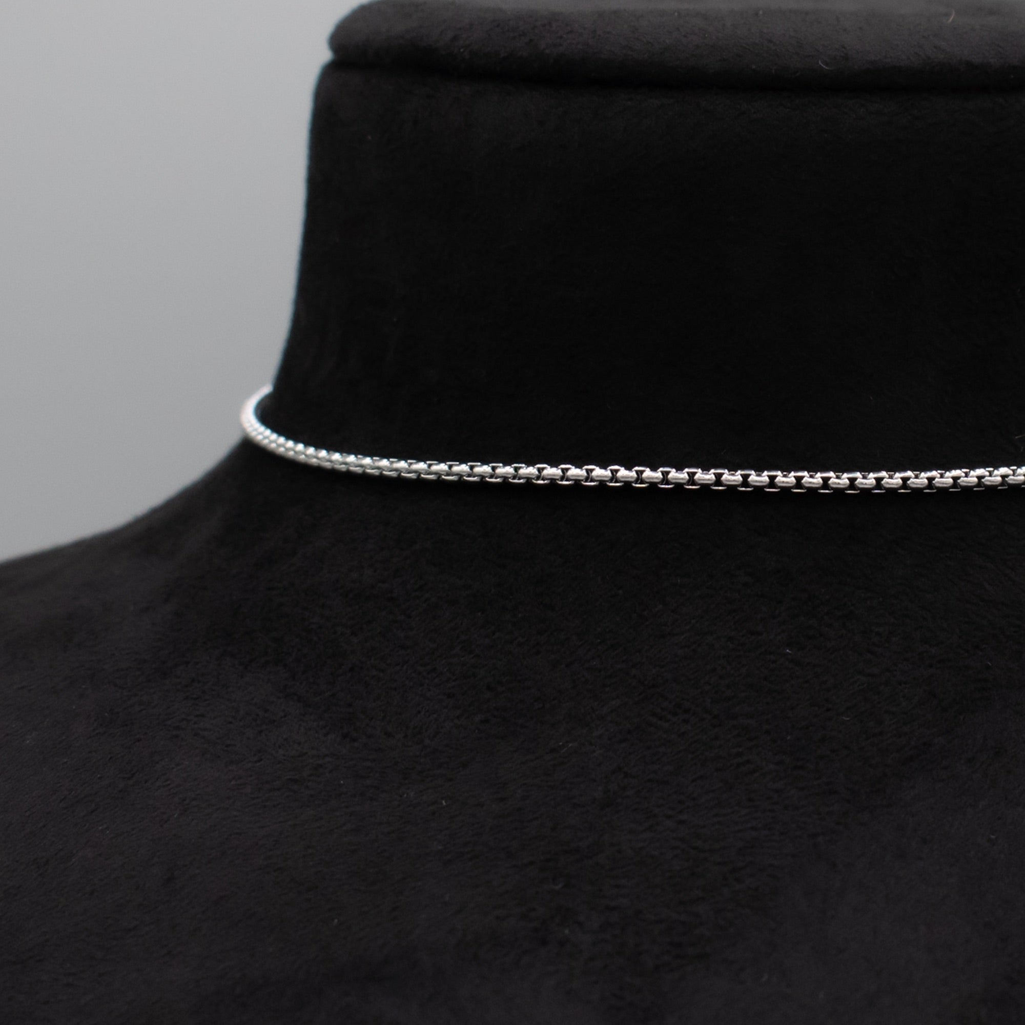 Plain Box Chain Choker Necklace - (Silver) 2mm
