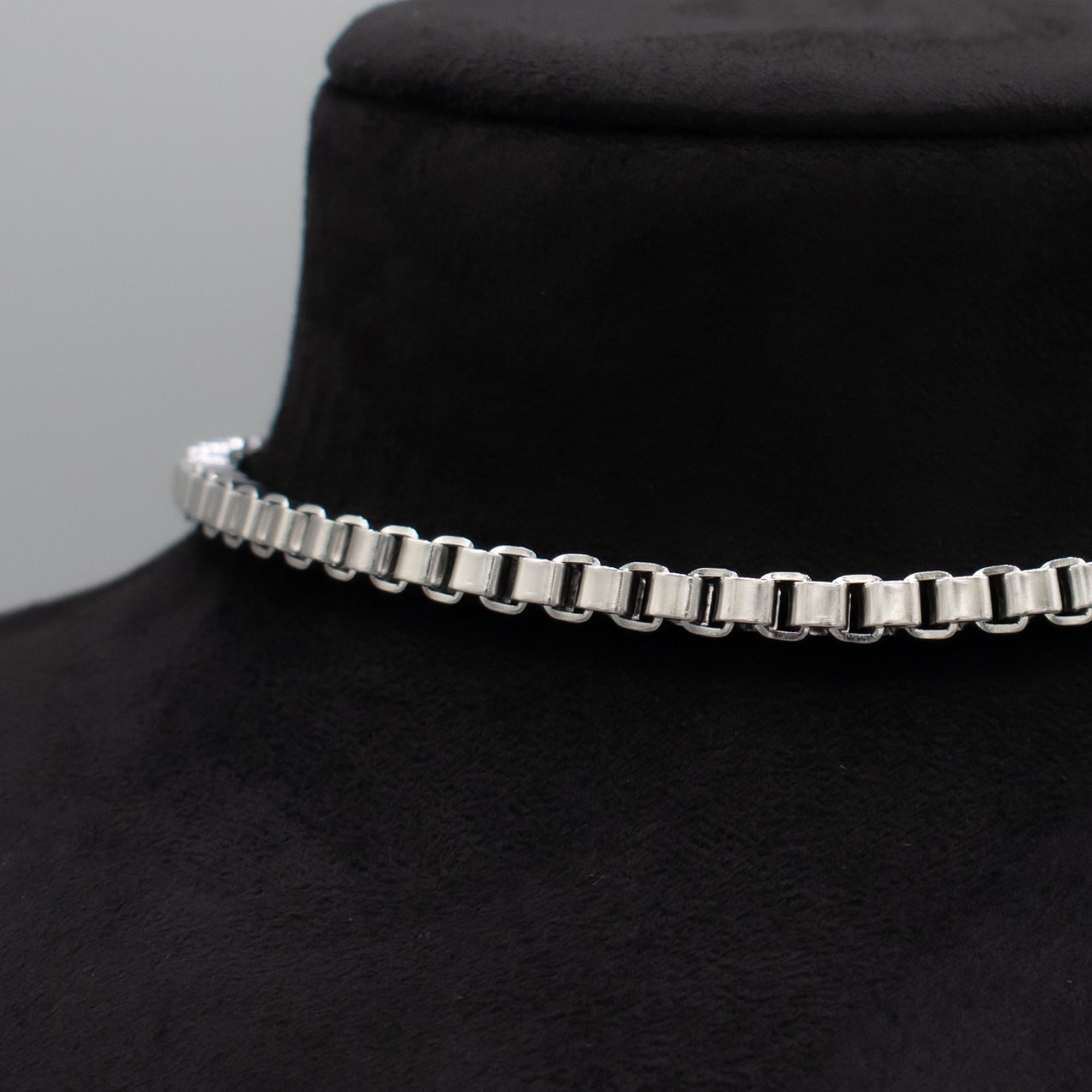chunky square box chain choker necklace in silver 6mm