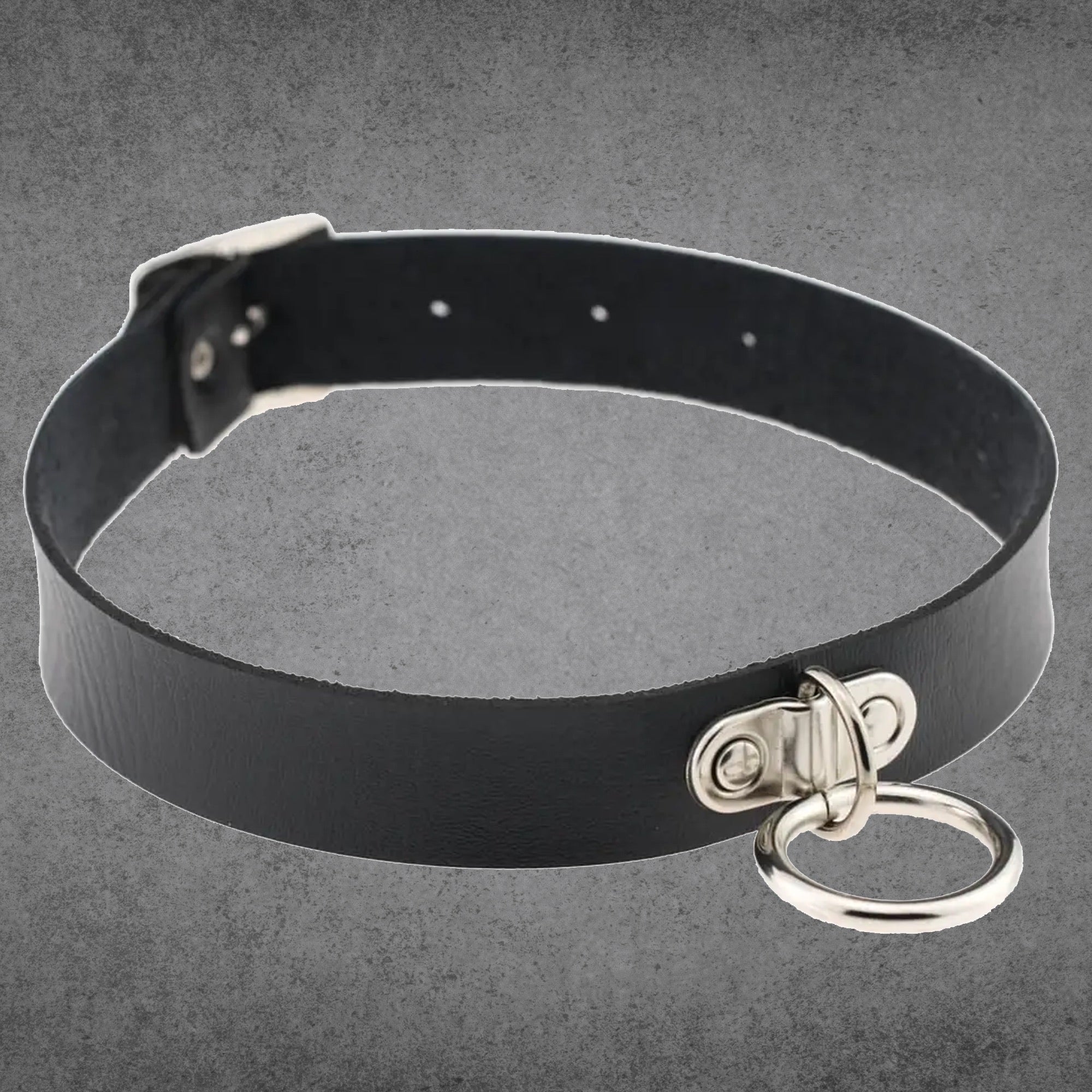 Plain black O Ring choker collar