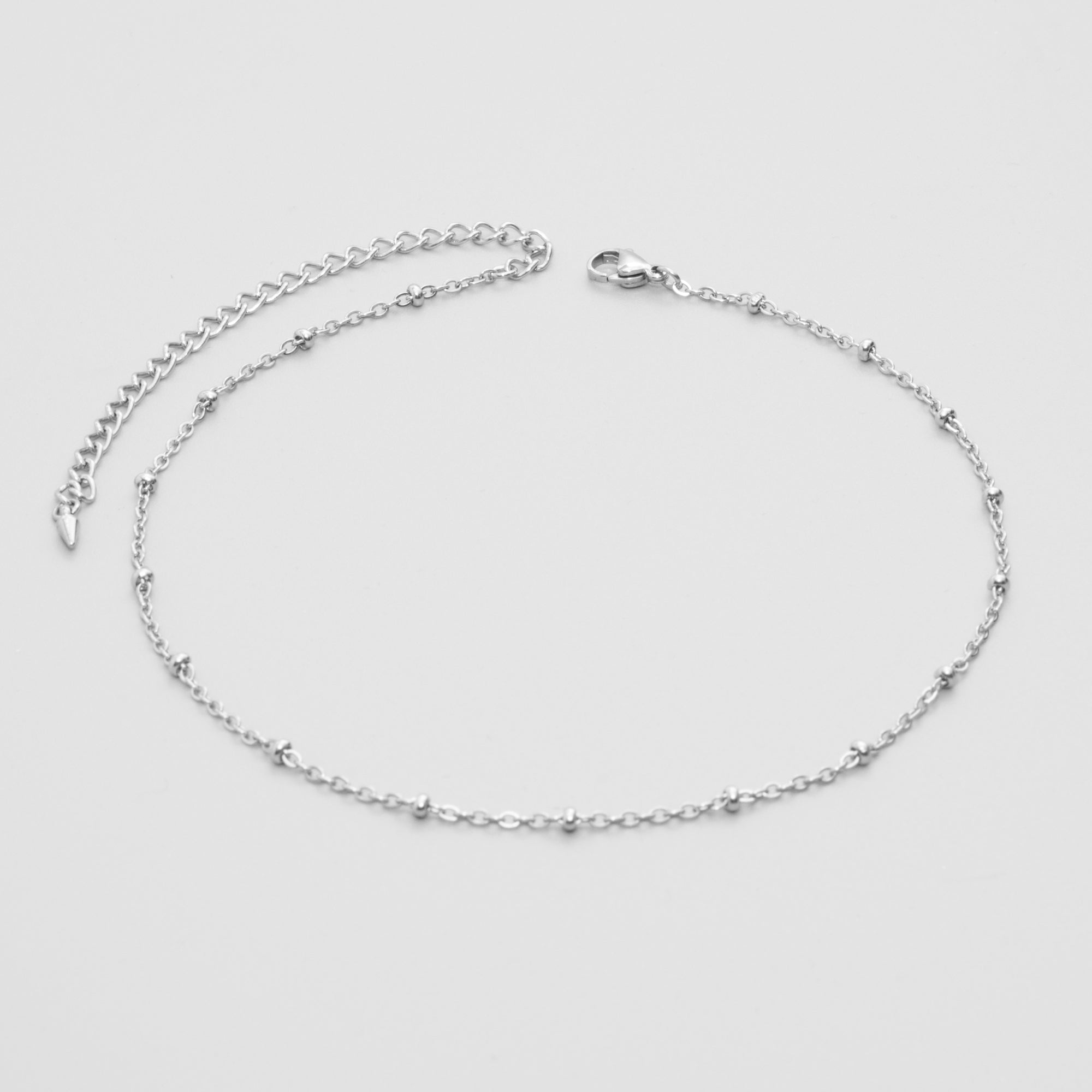 dainty satellite cable chain choker in silver