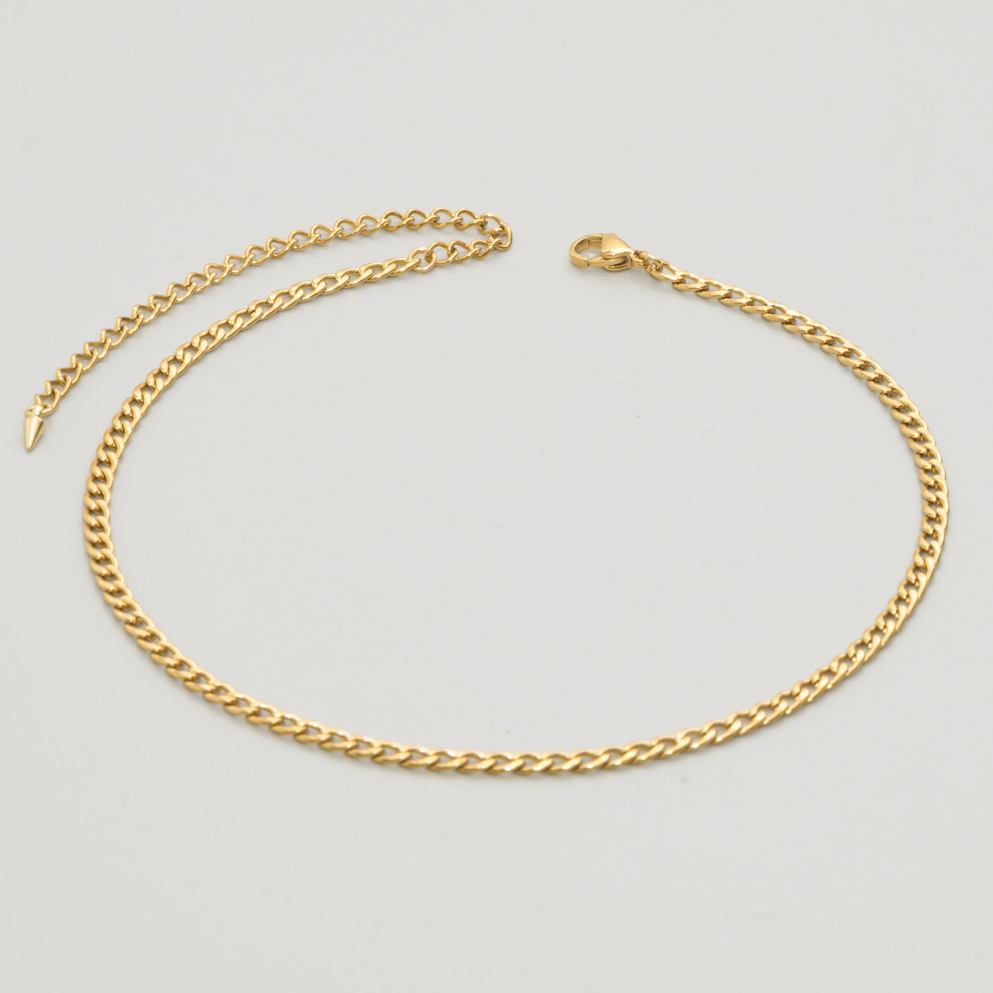 Dainty 4mm cuban link chain choker in gold stainless steel