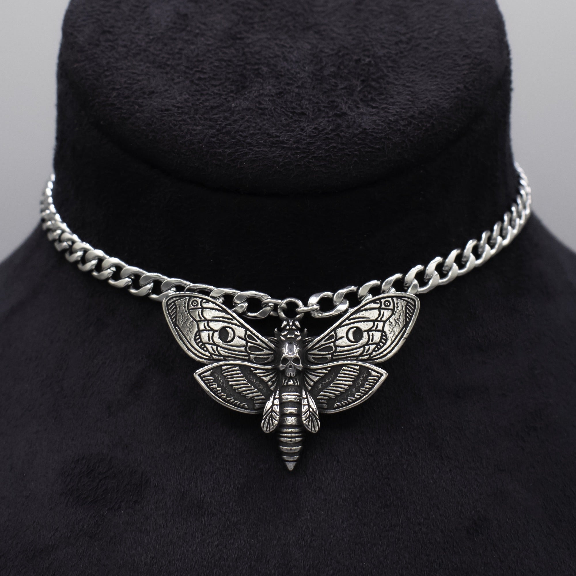 Death Moth Choker Necklace (Silver)