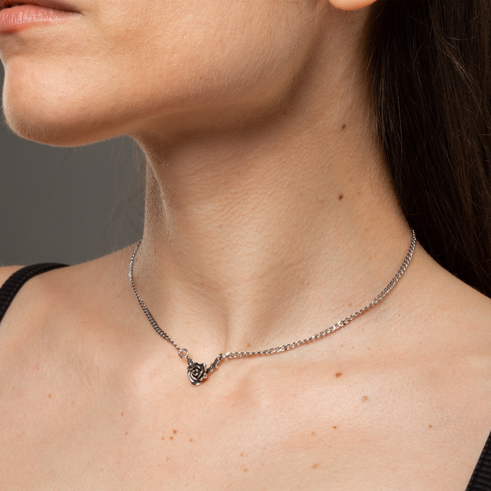 Dainty Gothic rose choker necklace in silver