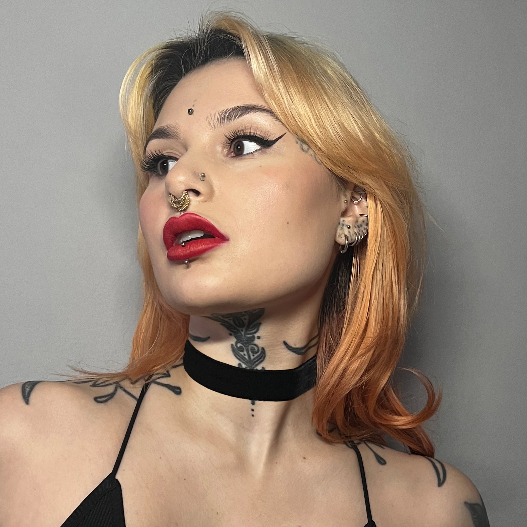 22mm Adjustable Thick Velvet Choker