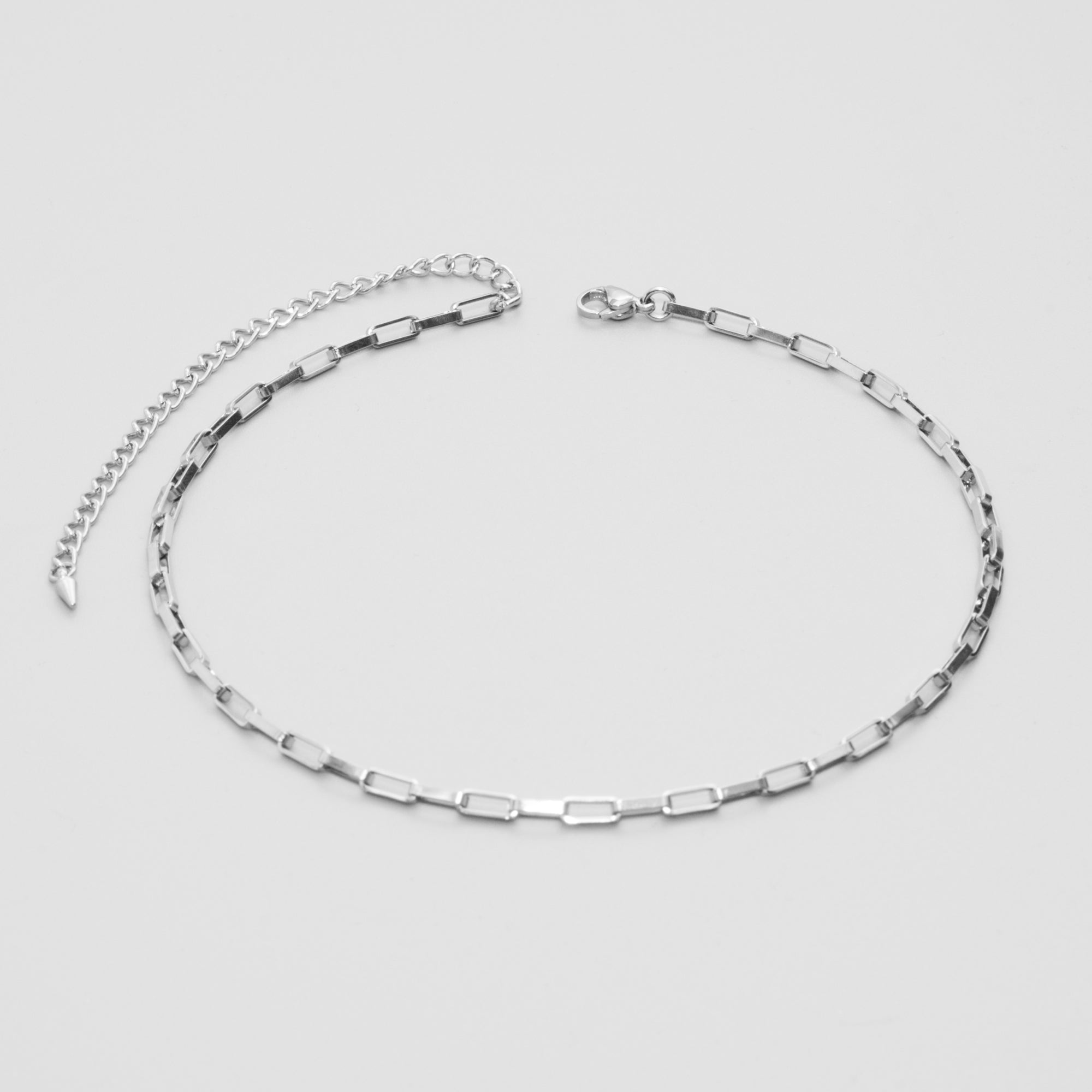paperclip chain choker in silver stainless steel