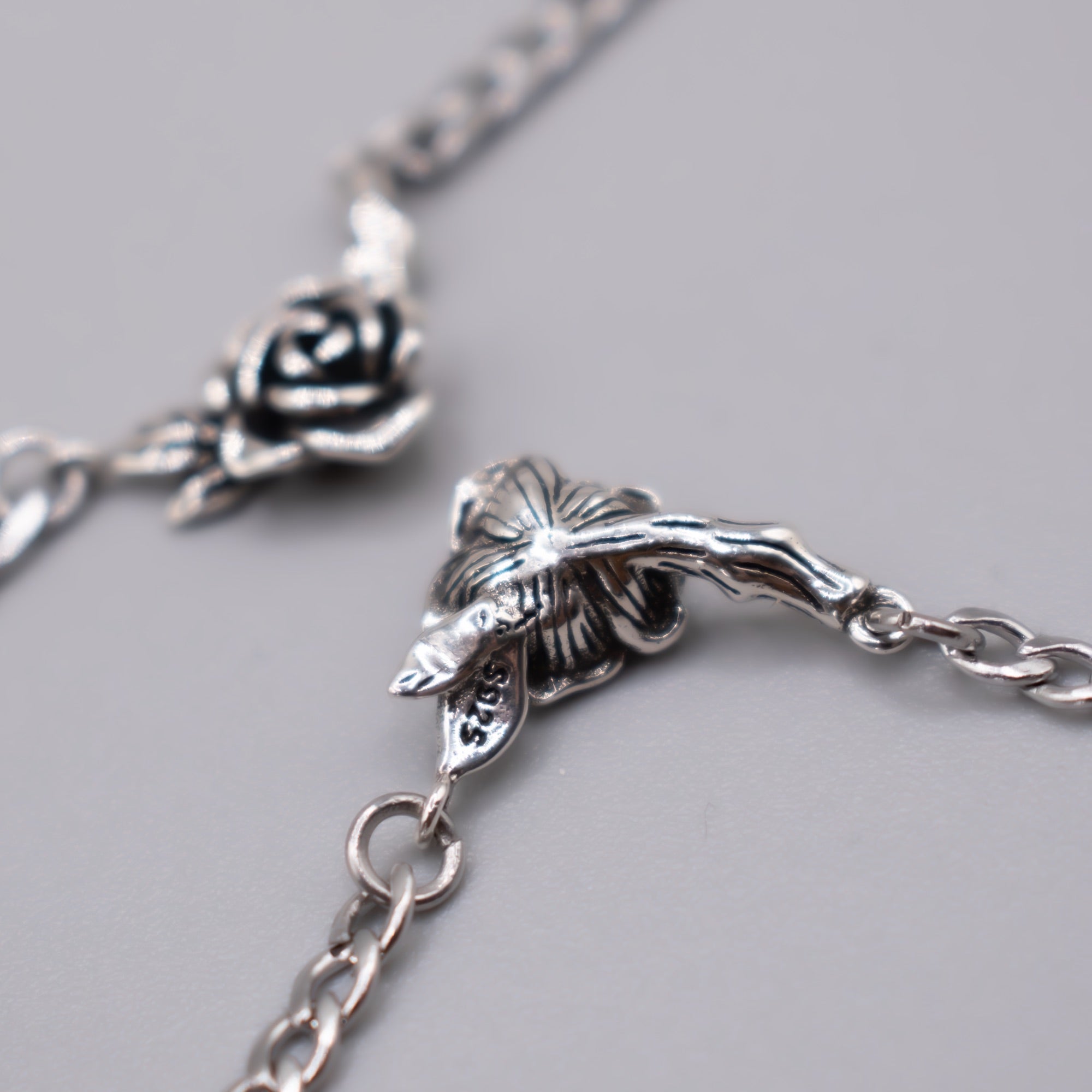 Eden Rose Gothic-Halskette (Silber)