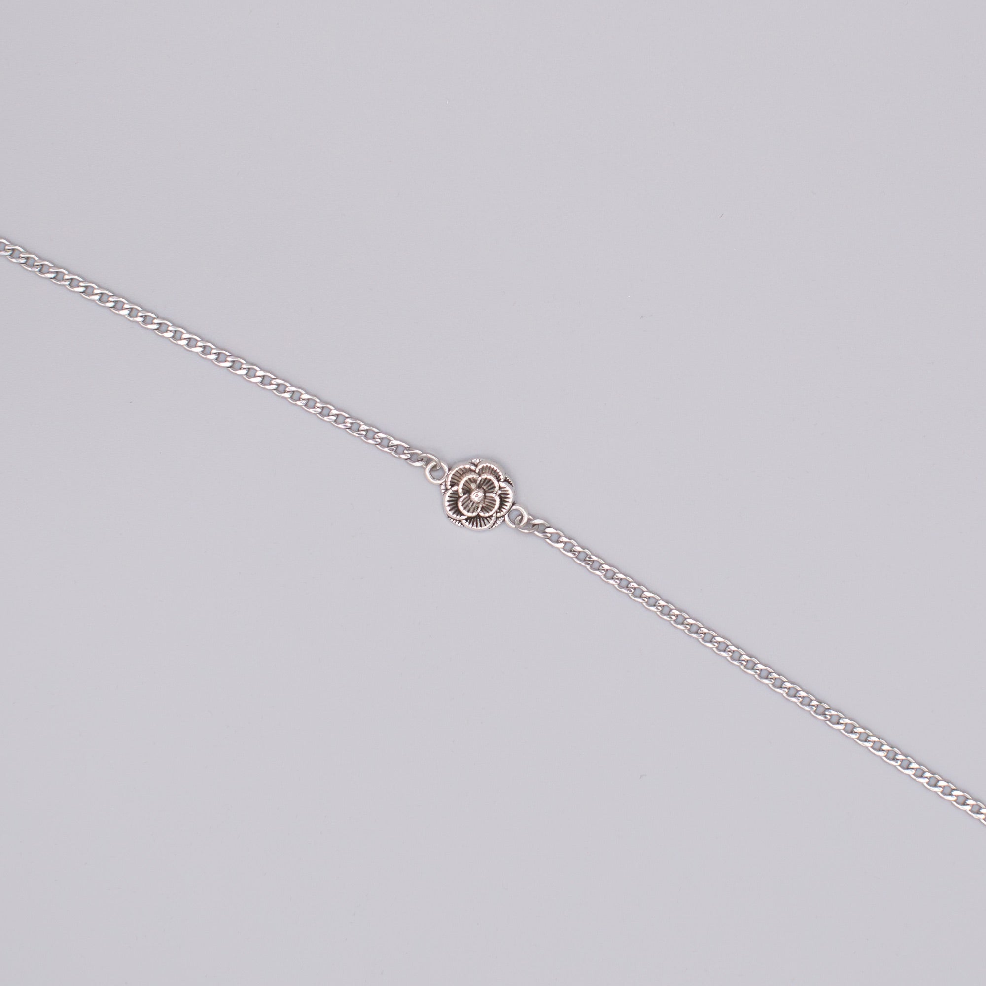 Enchanted Rose Gothic Choker Chain (Silver)