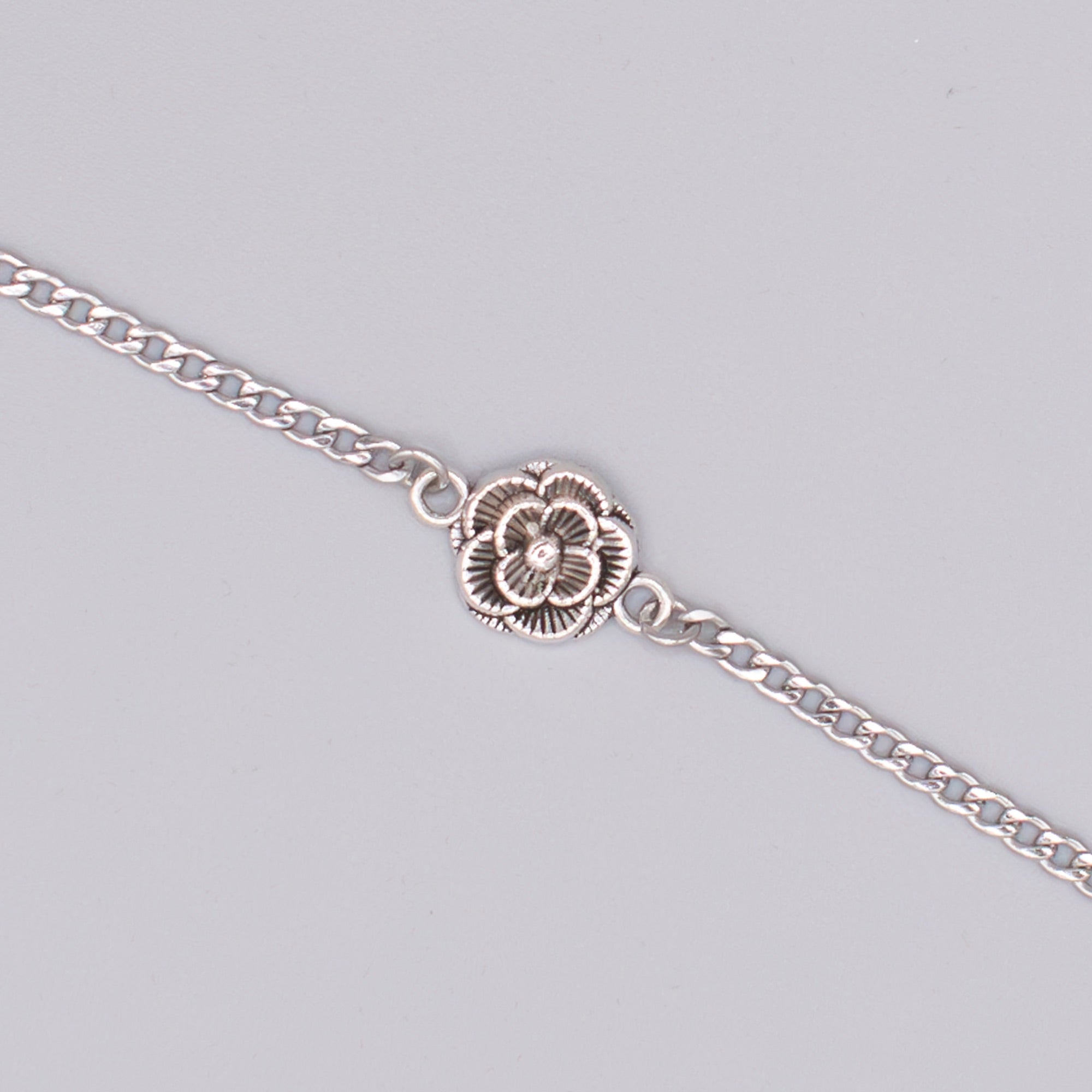 Enchanted Rose Gothic Choker Chain (Silver)