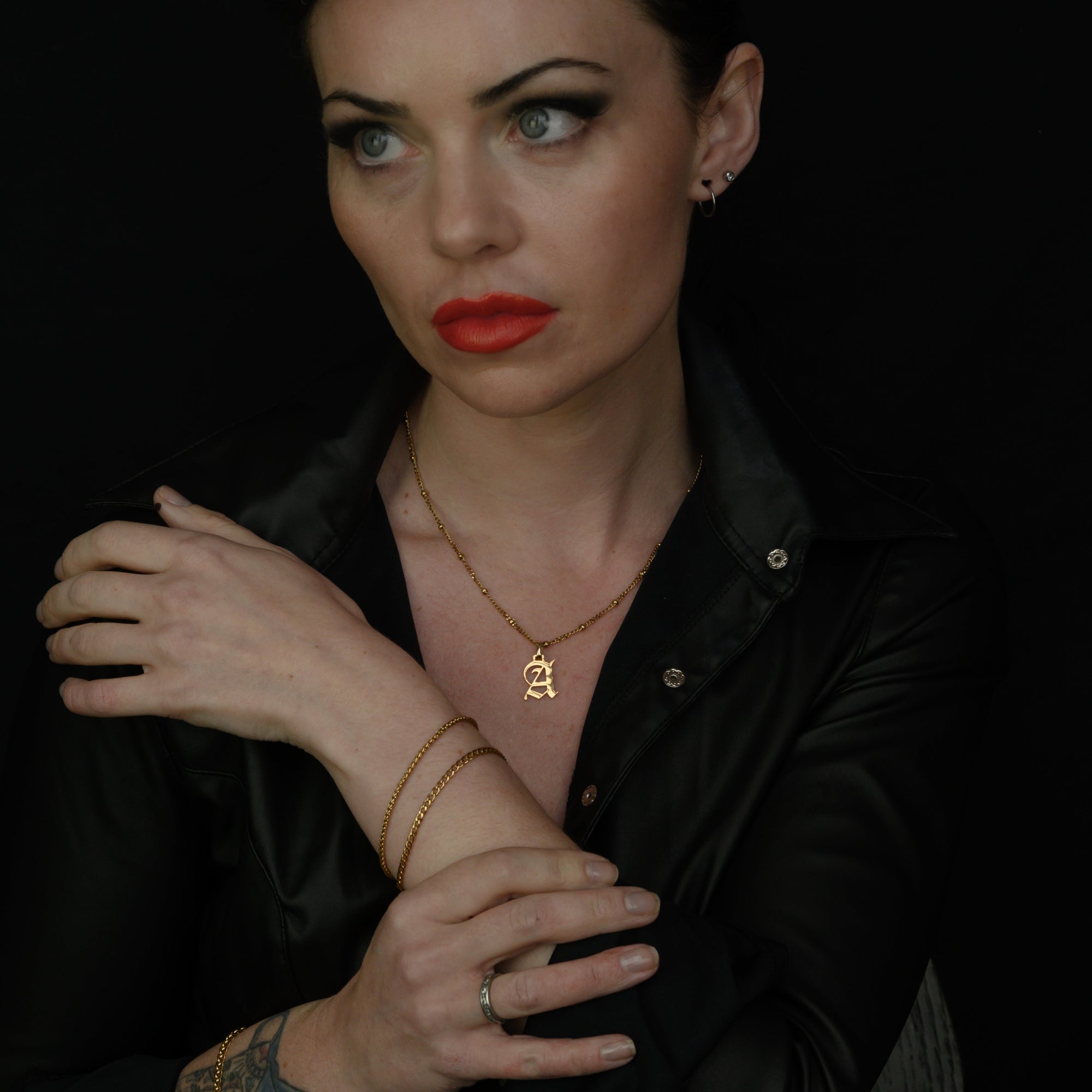 Gothic Initial Necklace (Gold)