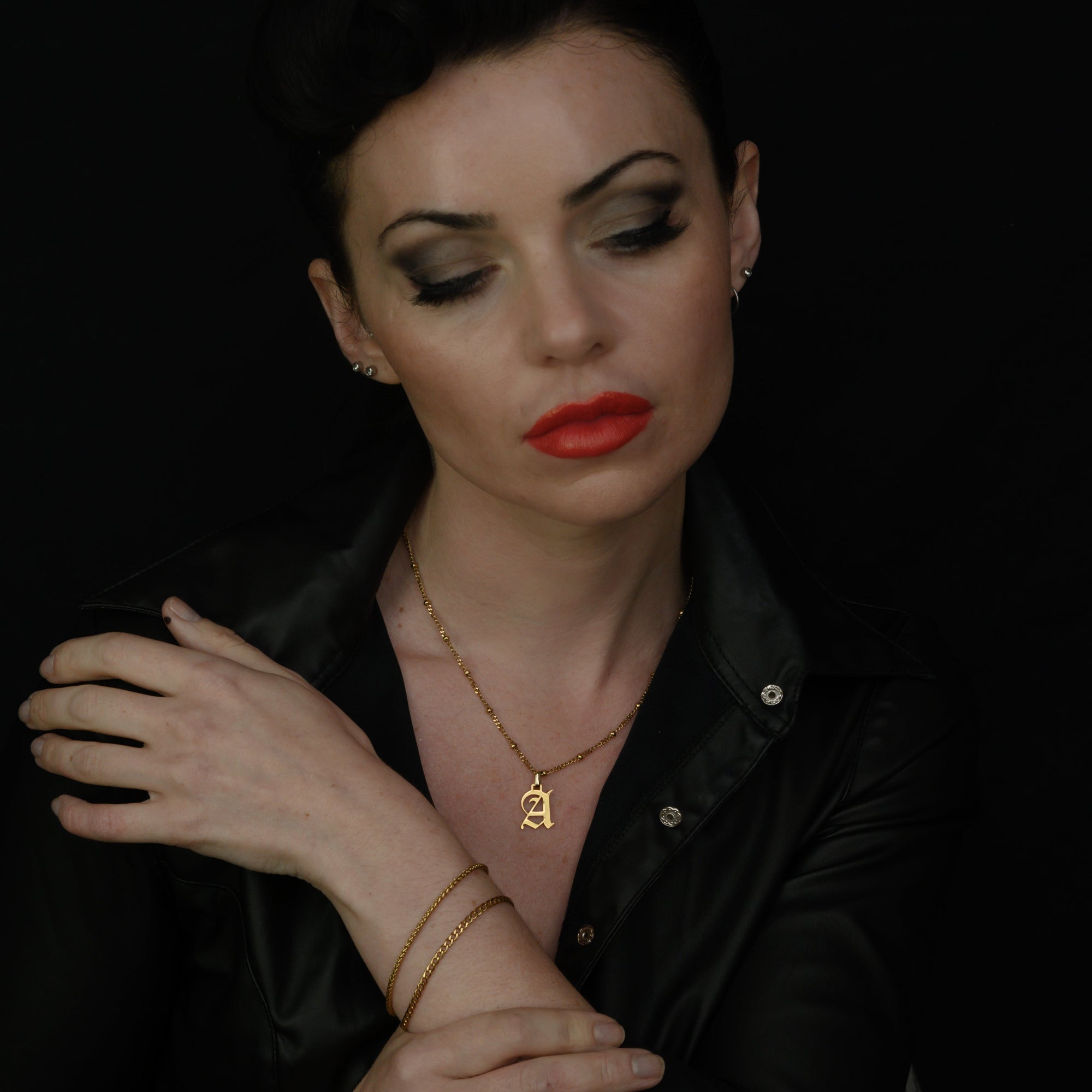 Gothic Initial Necklace (Gold)