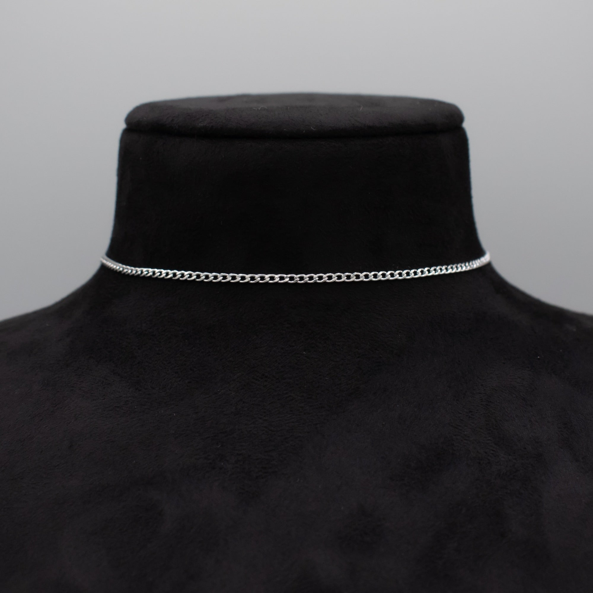 Schlichte Choker-Halskette mit kubanischer Gliederkette – (Silber) 2 mm