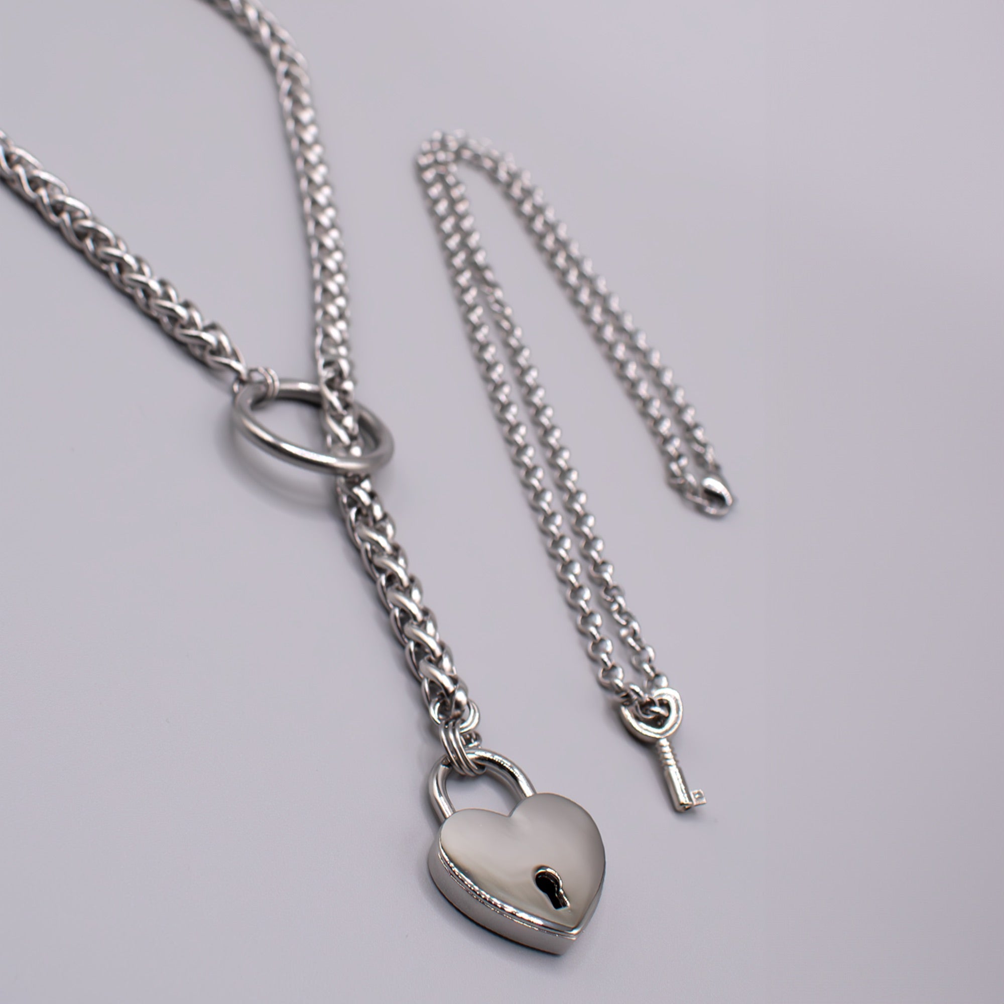 Heart chain store necklace choker