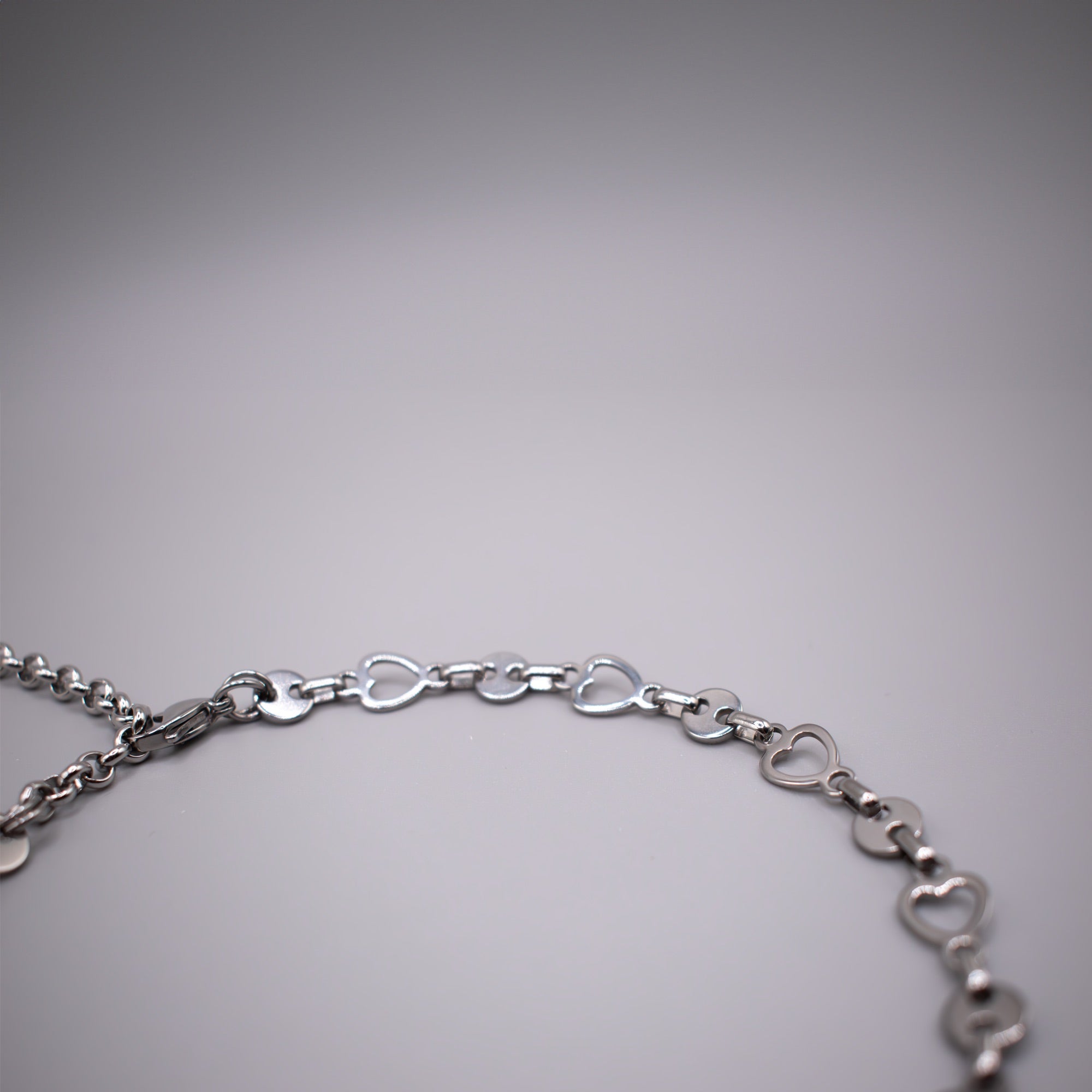 Linked Love Choker Necklace (Silver)