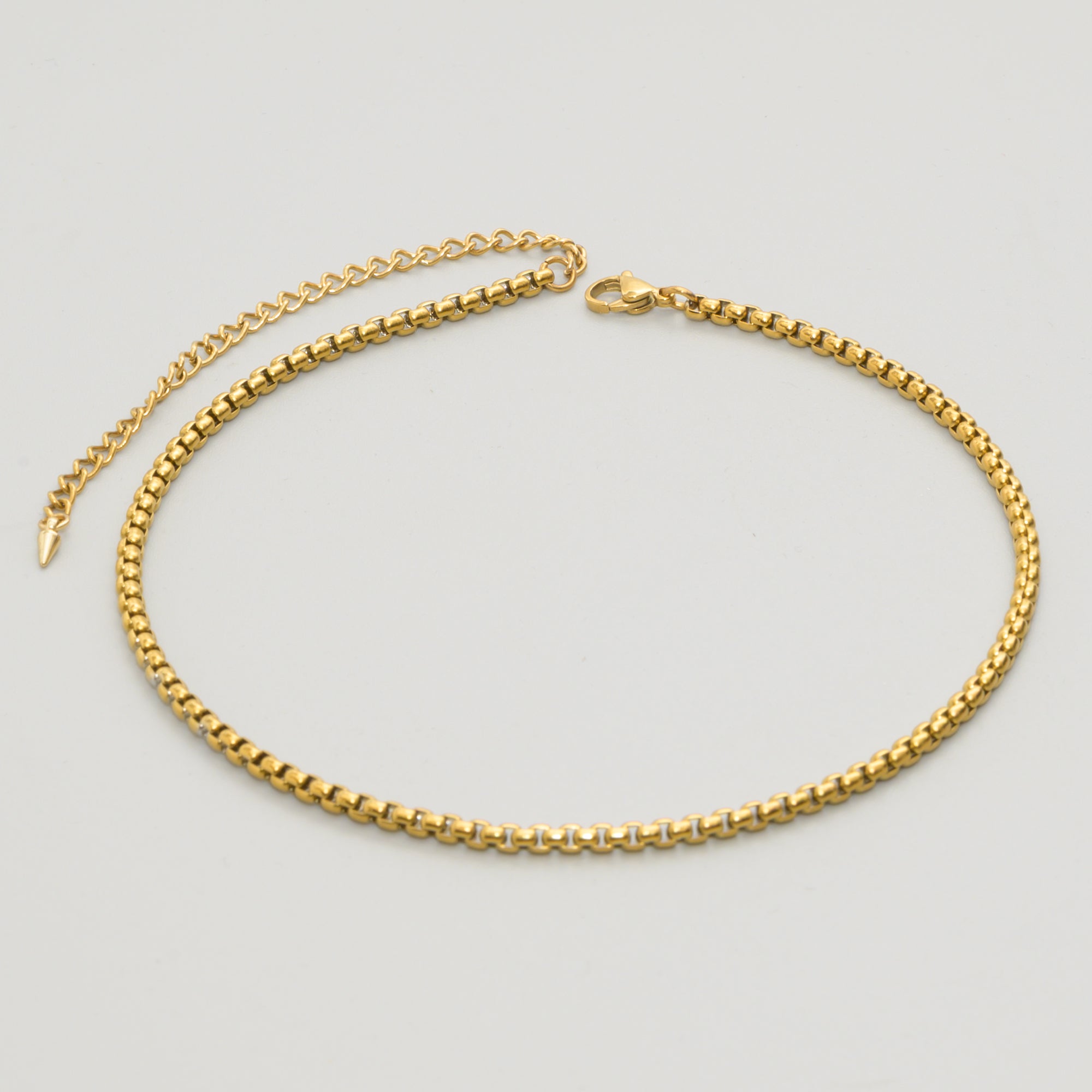 box chain choker necklace in gold 4mm