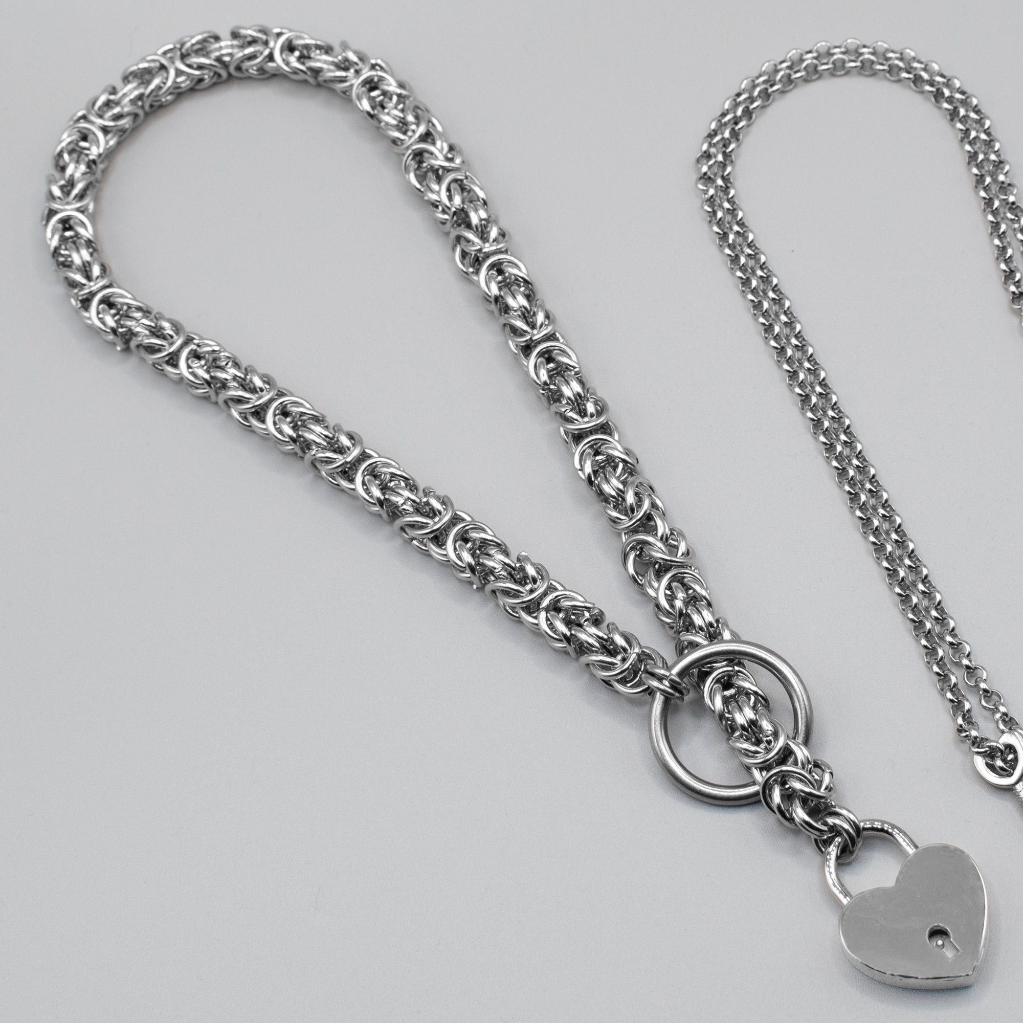 Chunky 12mm chain mail style O ring choker, slip chain style necklace with working heart shaped padlock and key chain