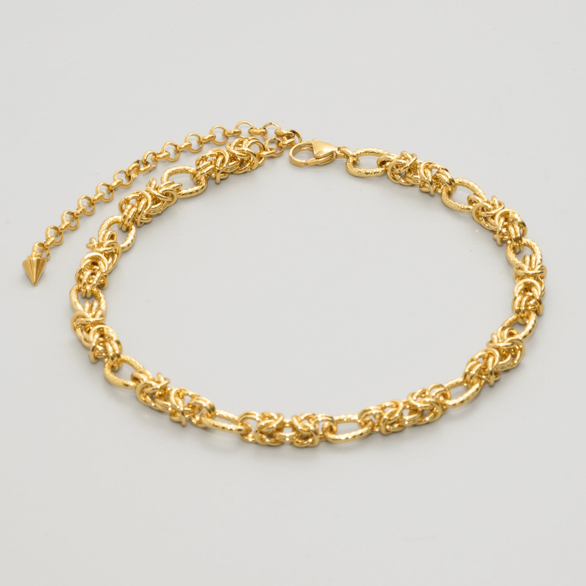 Chunky 10mm Byzantine chainmail choker in Gold stainless steel