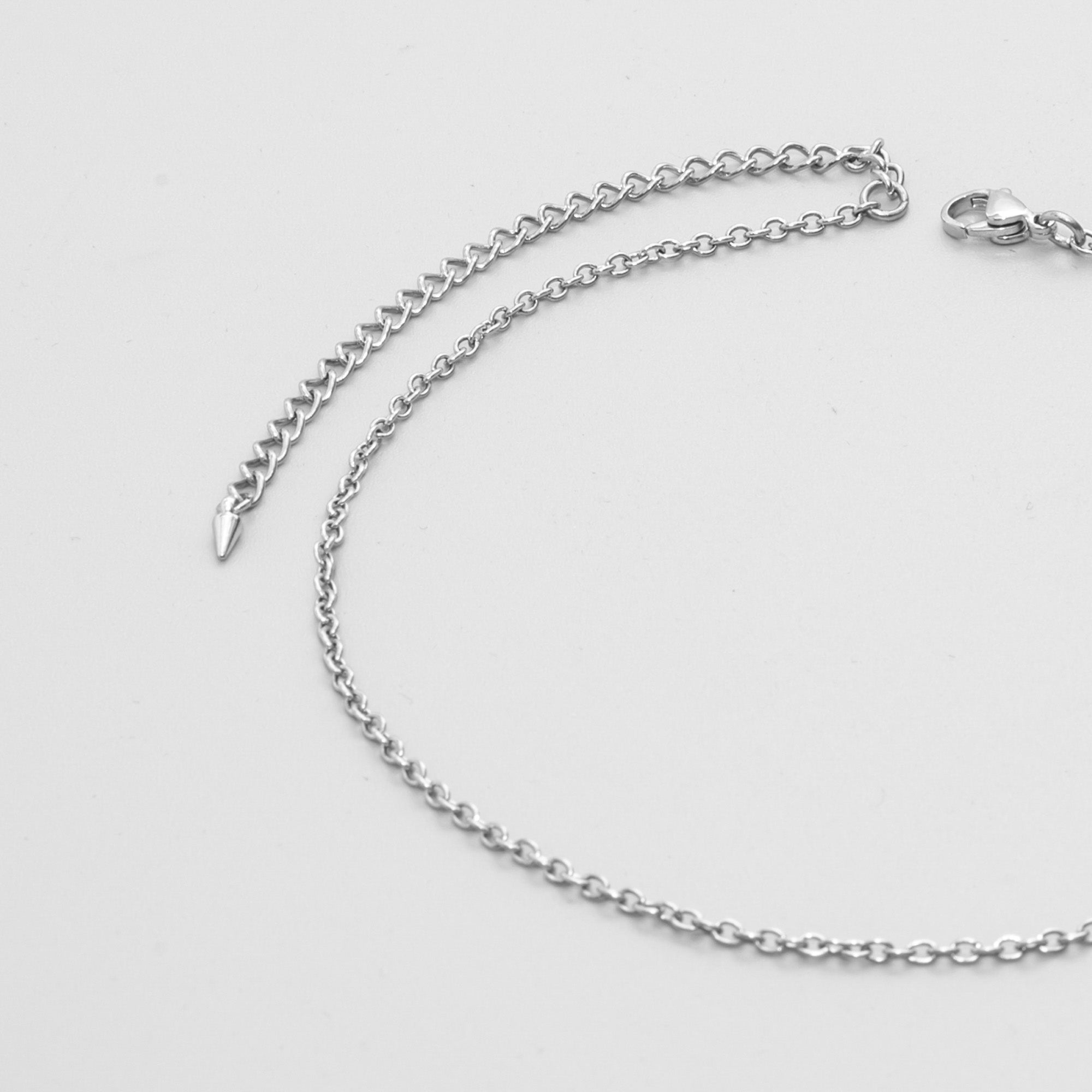 Dainty 2mm cable chain choker necklace in silver stainless steel