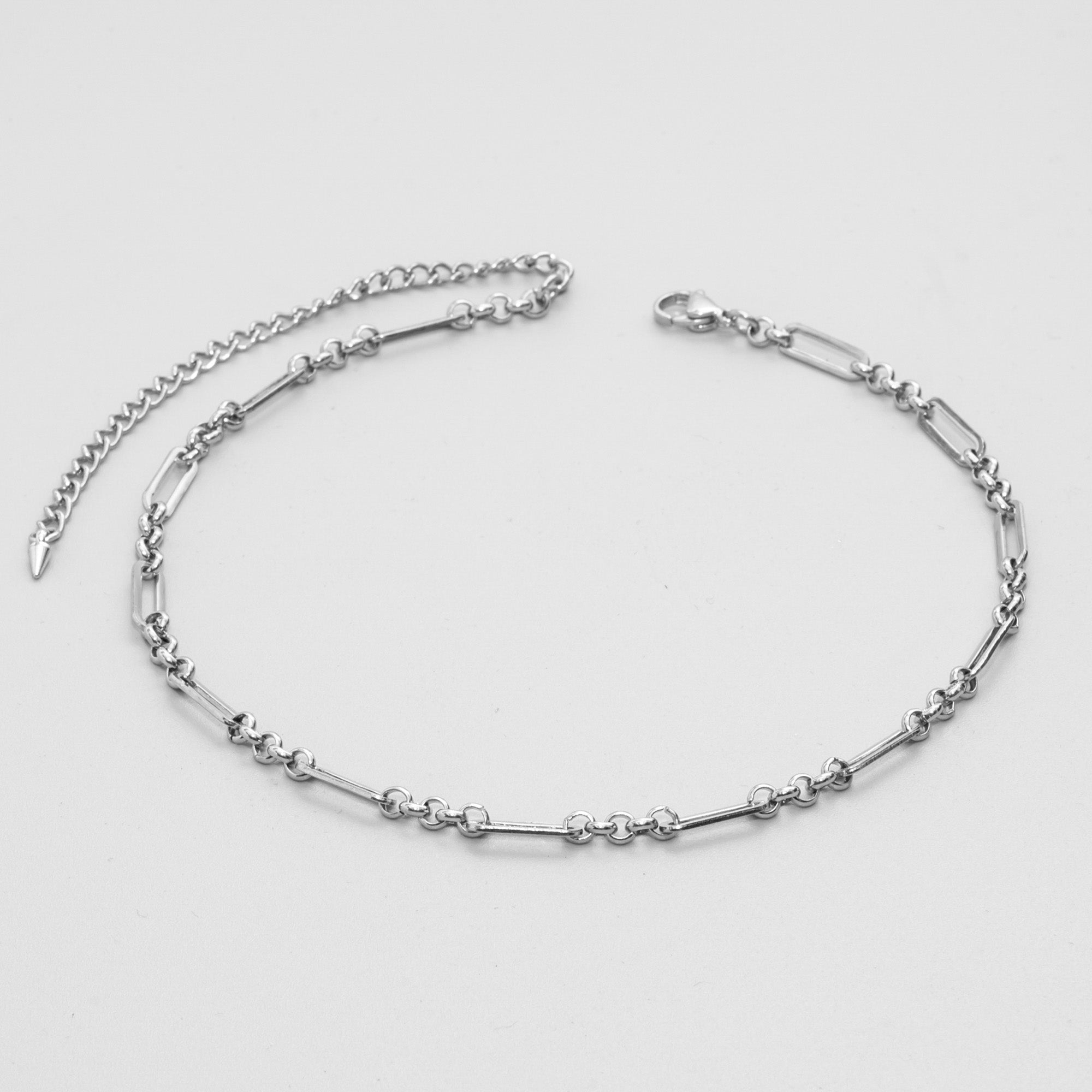 Fancy Paperclip chain choker in silver stainless steel