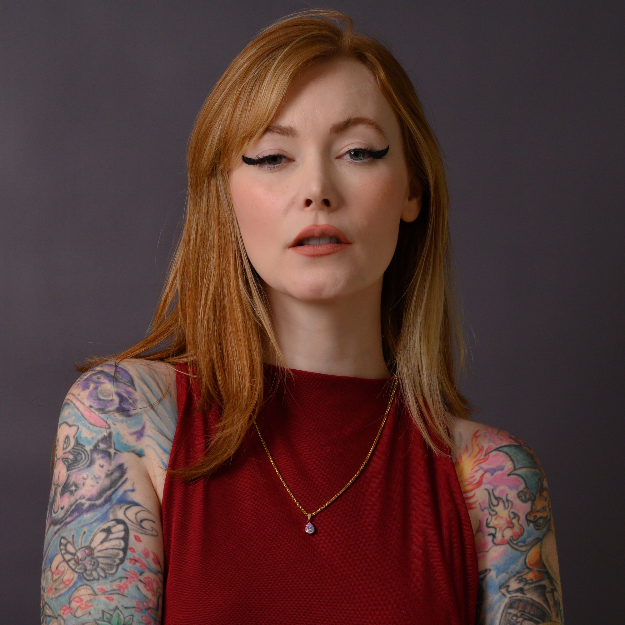 June Alexandrite birthstone necklace in Gold on a dainty foxtail necklace