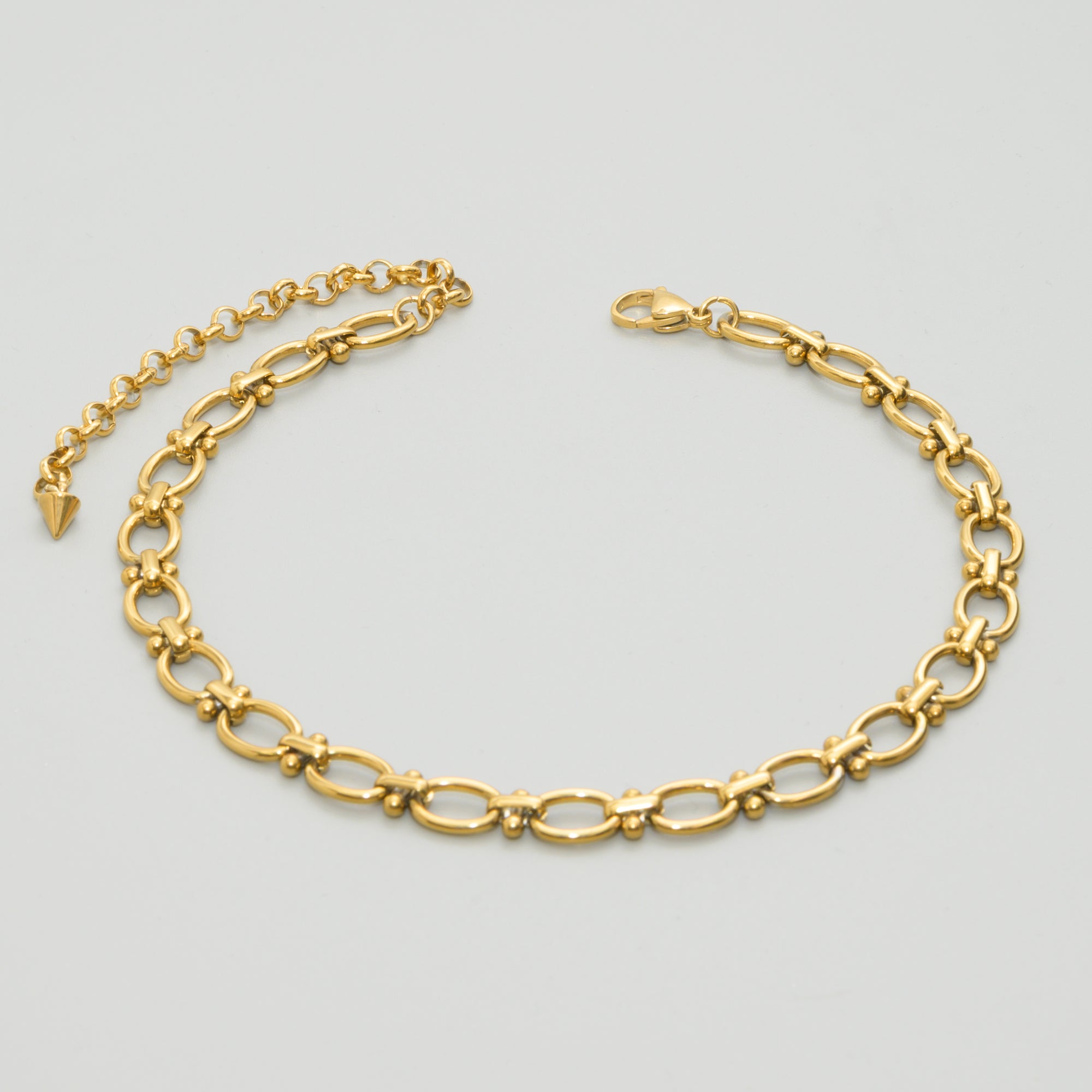 Chunky oval link chain choker necklace in Gold plated stainless steel