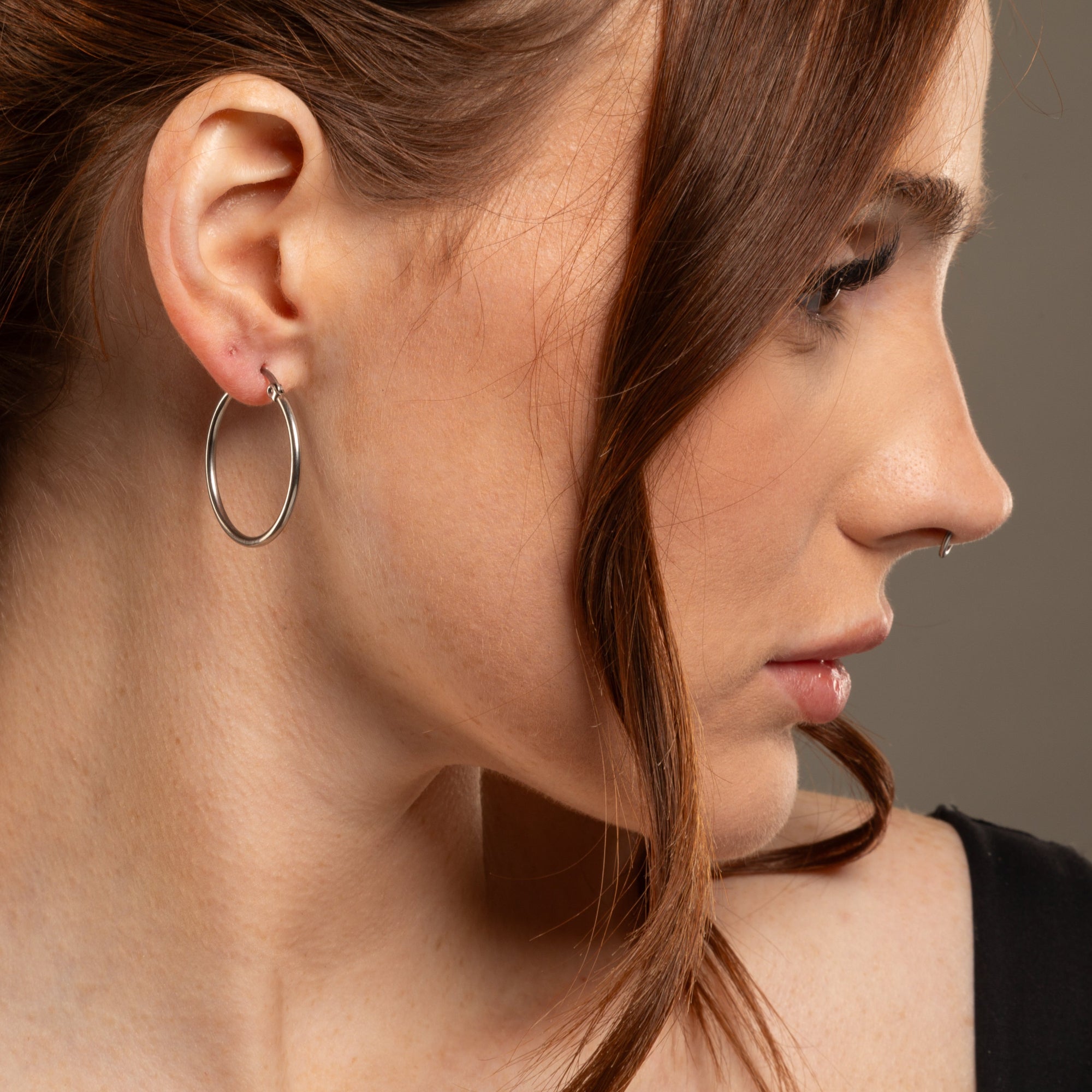 medium silver hoop earrings