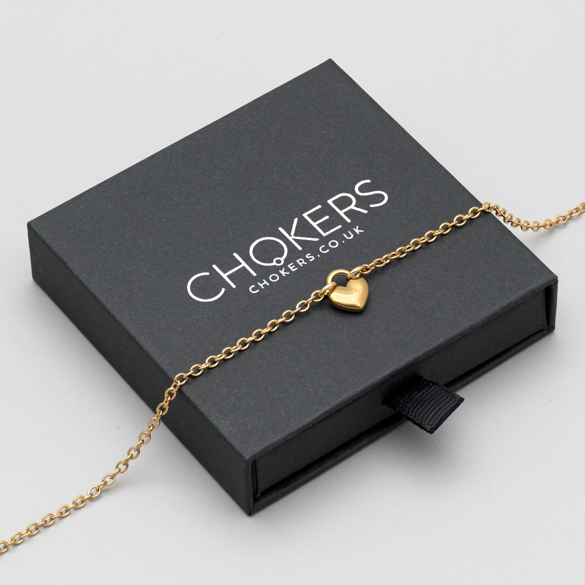 Micro heart pendant day collar choker in Gold, non tarnish jewellery