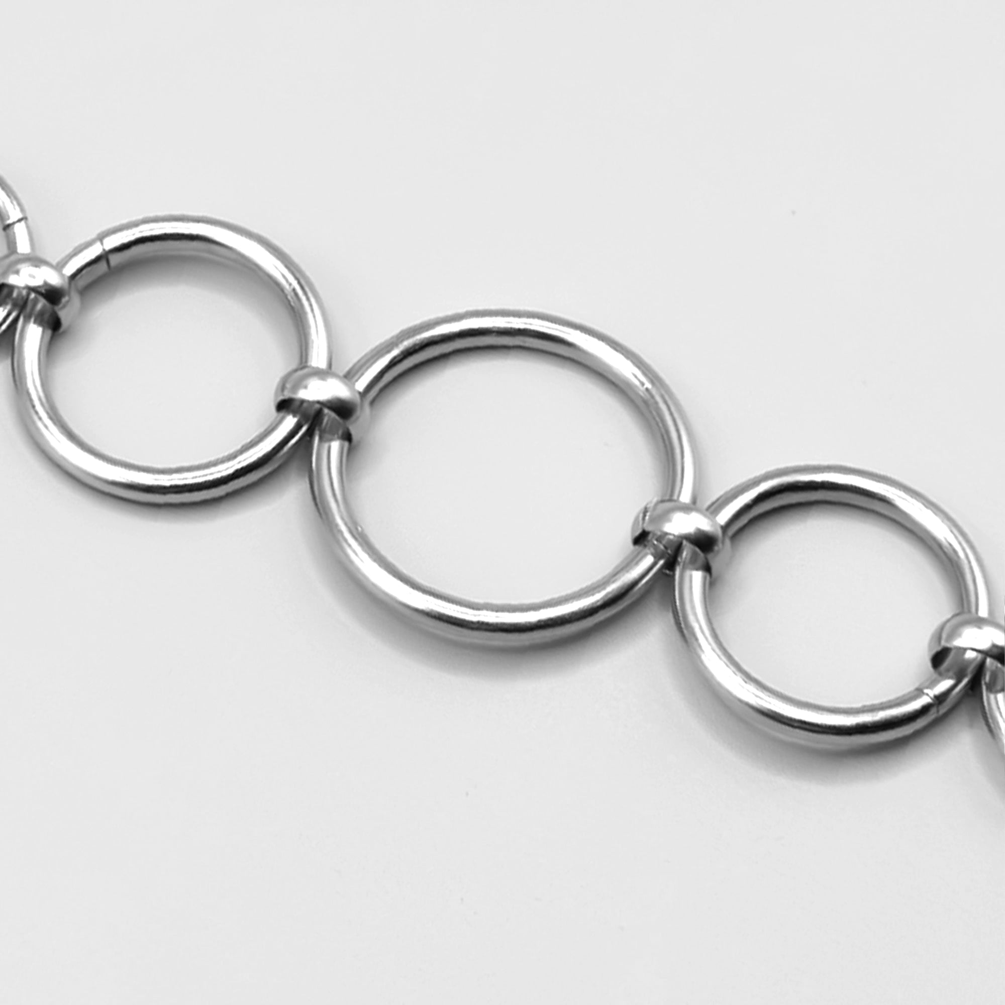 The Rings Gothic O Ring Choker Necklace (Silver)