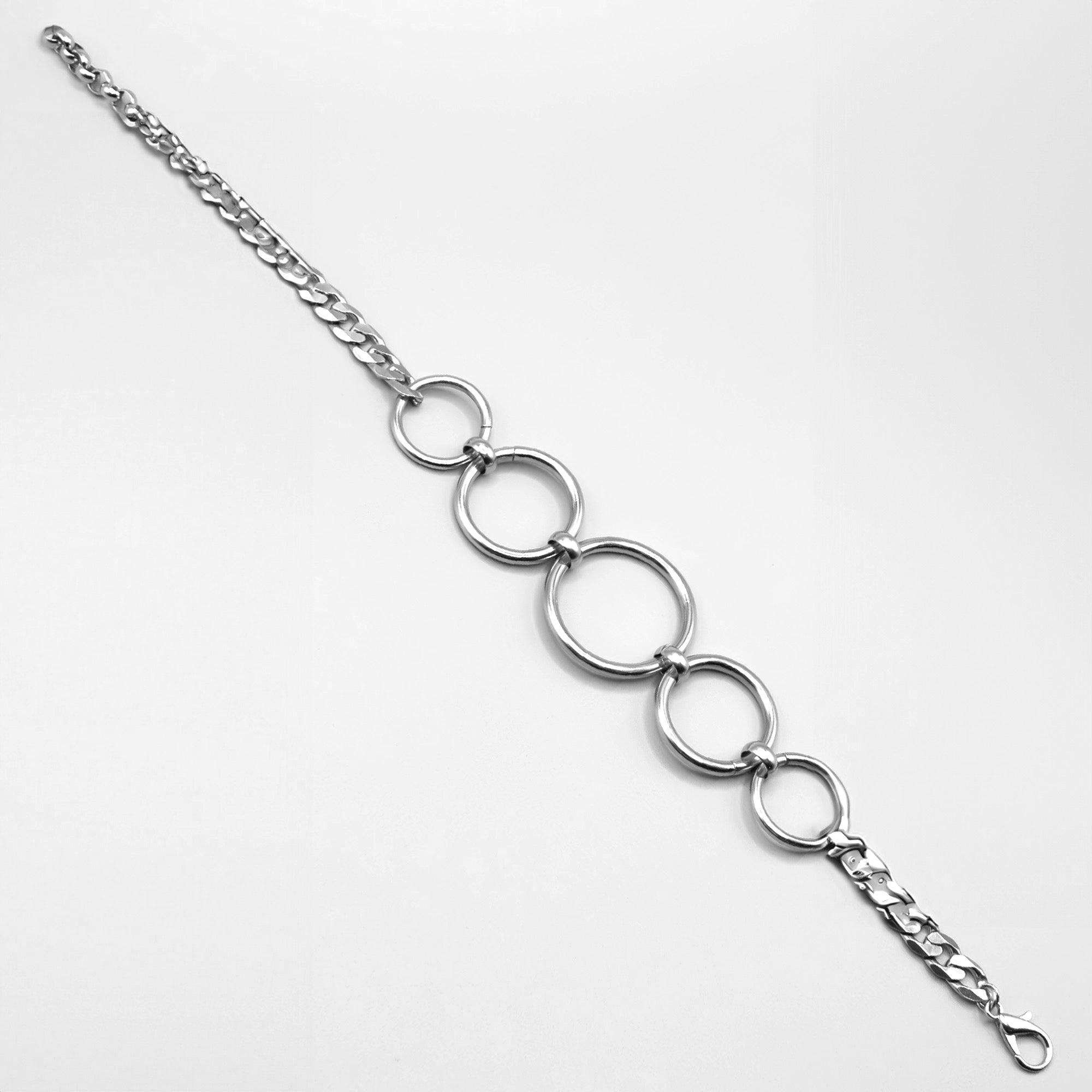 The Rings Gothic O Ring Choker Necklace (Silver)
