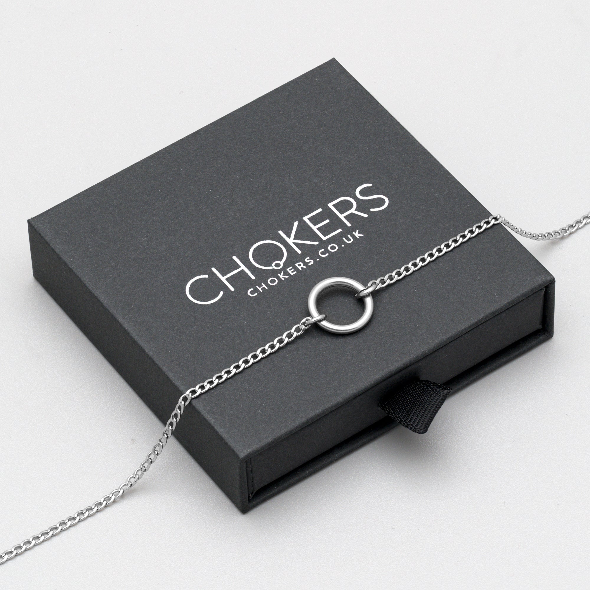 Small discrete o ring day collar choker in silver on a cuban chain, non tarnish jewellery