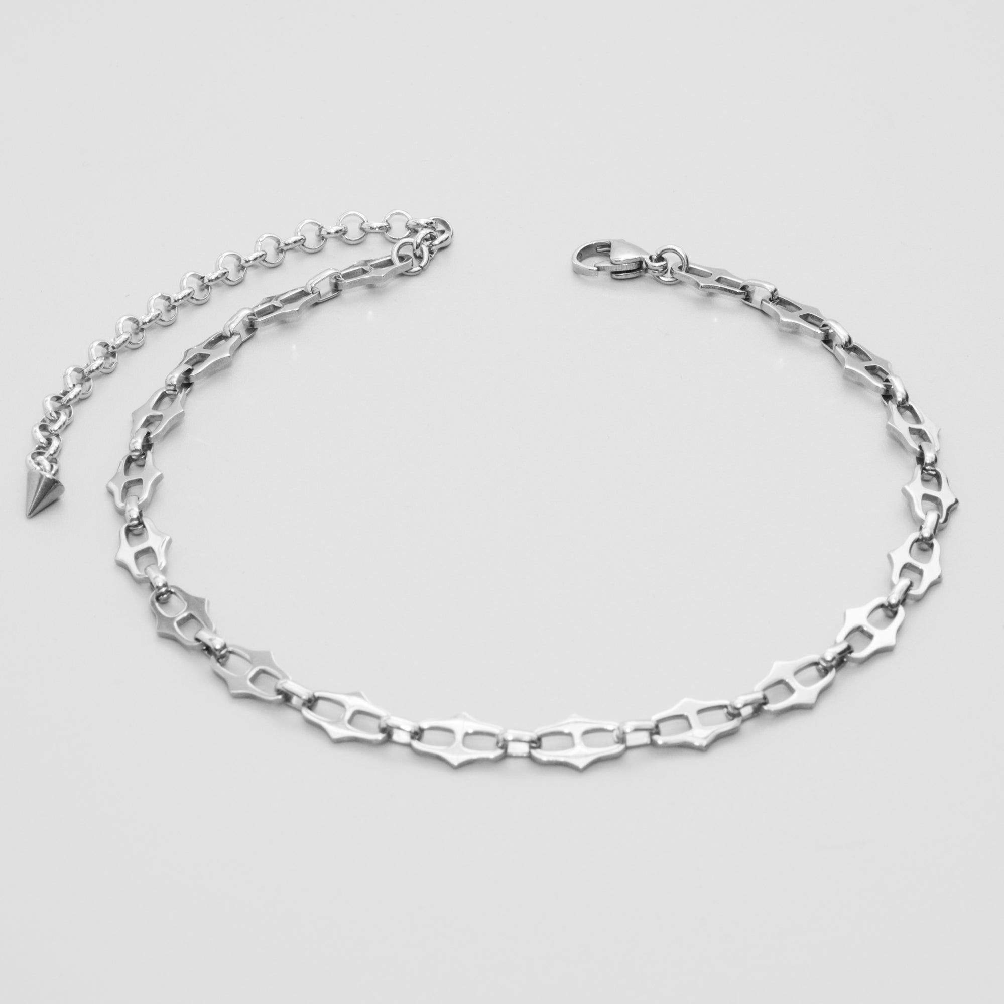 Gothic spiked choker in silver, chunky 10mm wide chain