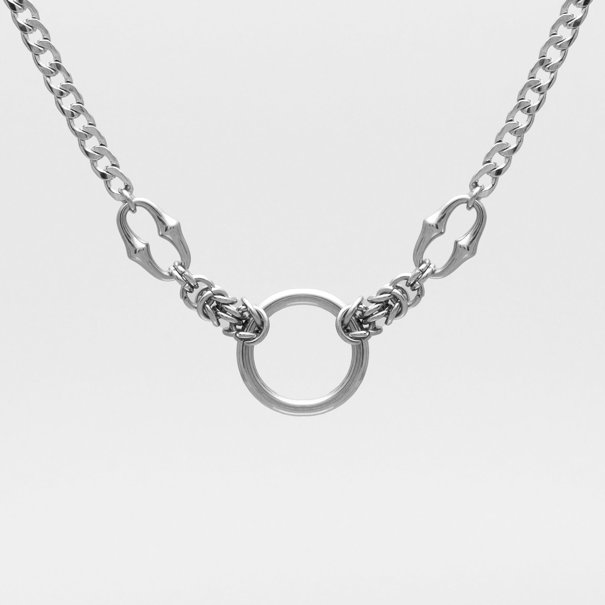 Silver Gothic link chainmail o ring choker necklace