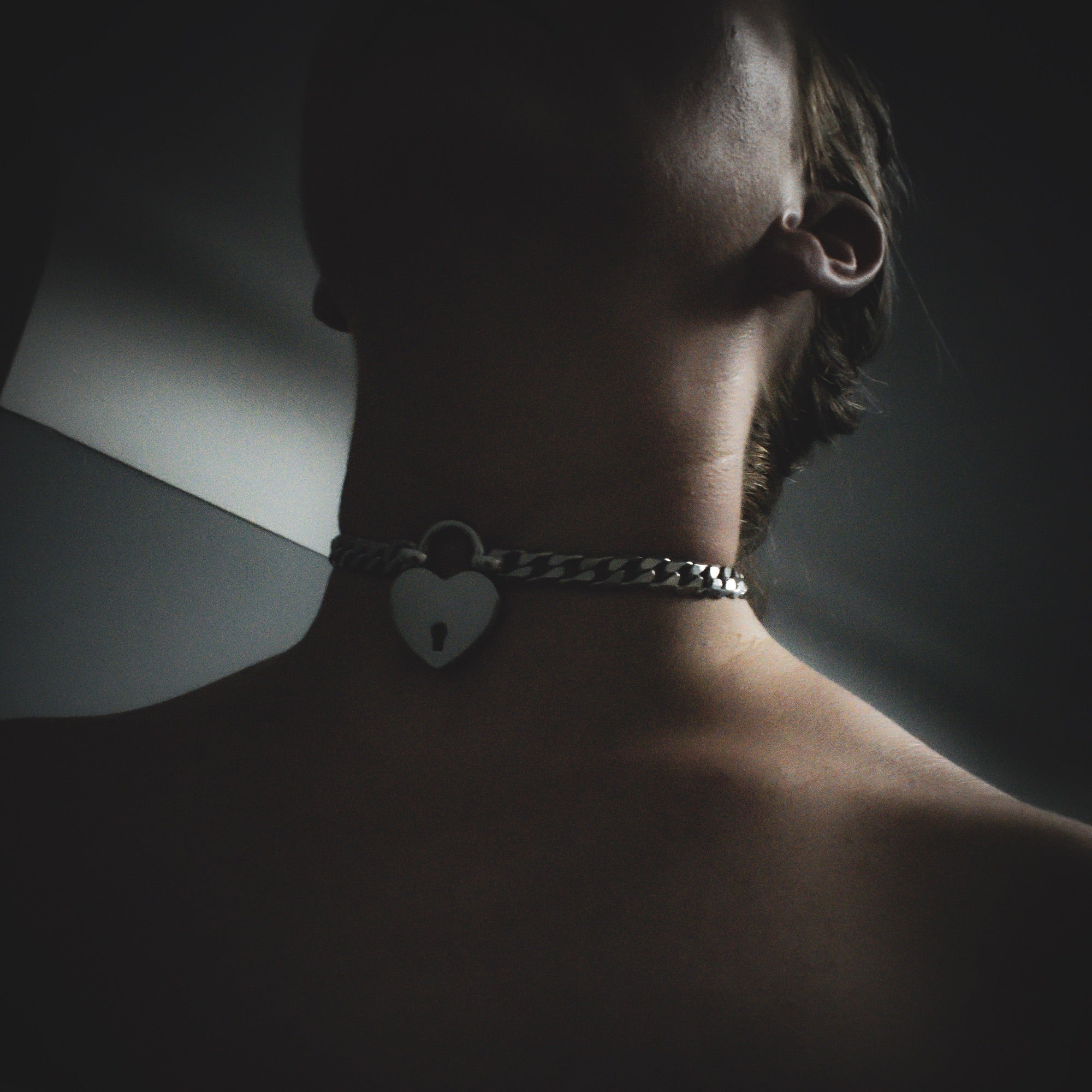 heart padlock choker necklace
