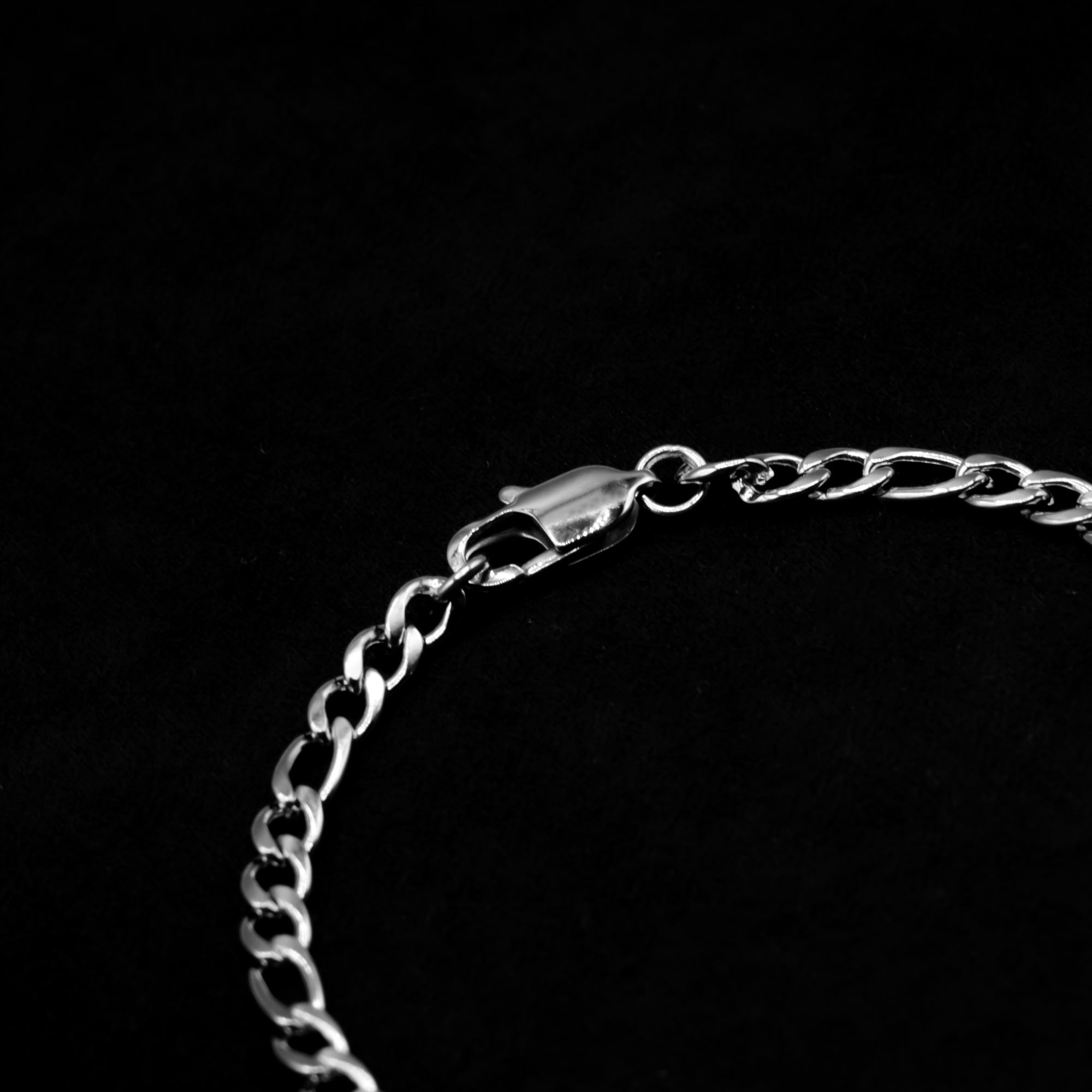 Figaro Chain Bracelet - (Silver) 5mm