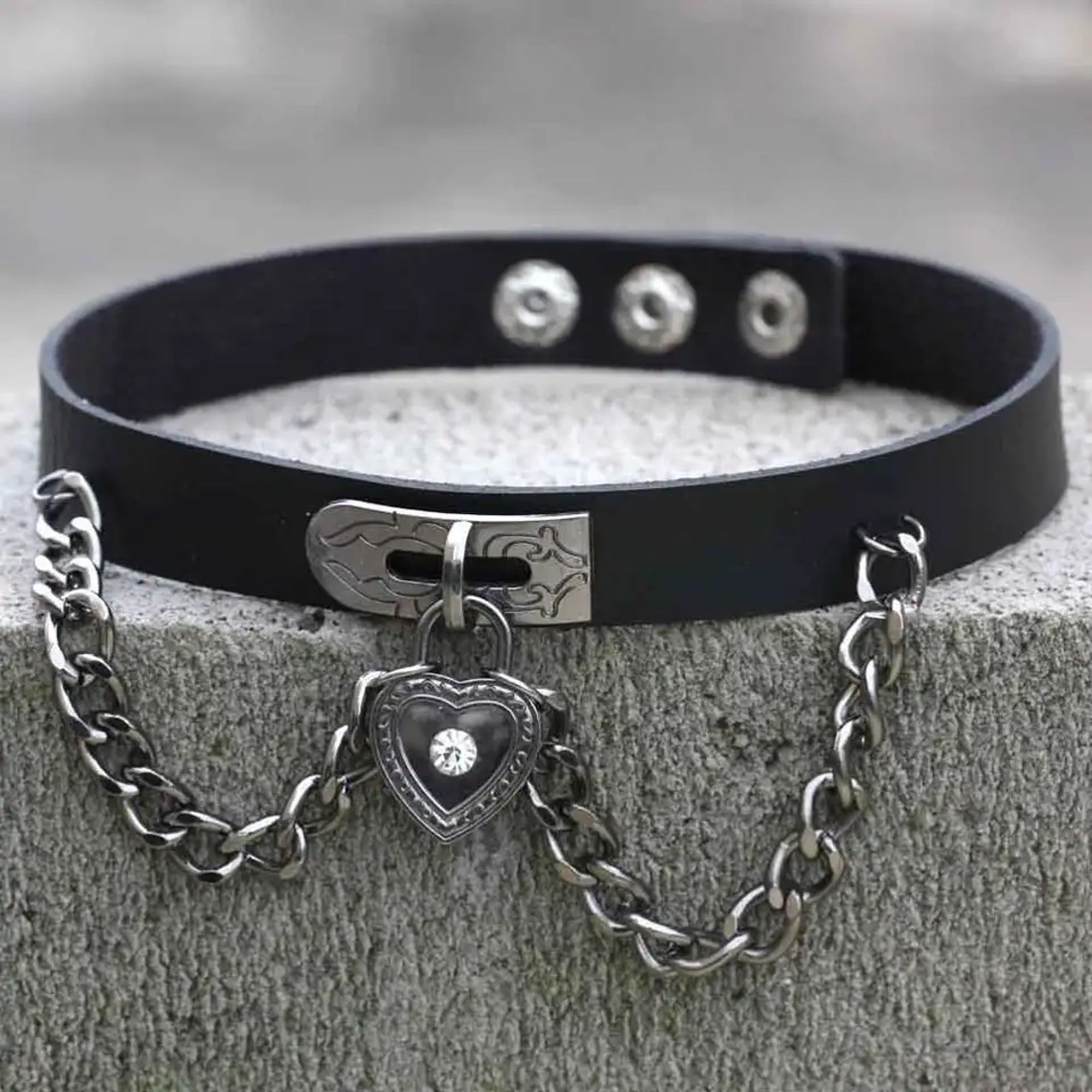 Heart Padlock Gothic Black Charm Collar