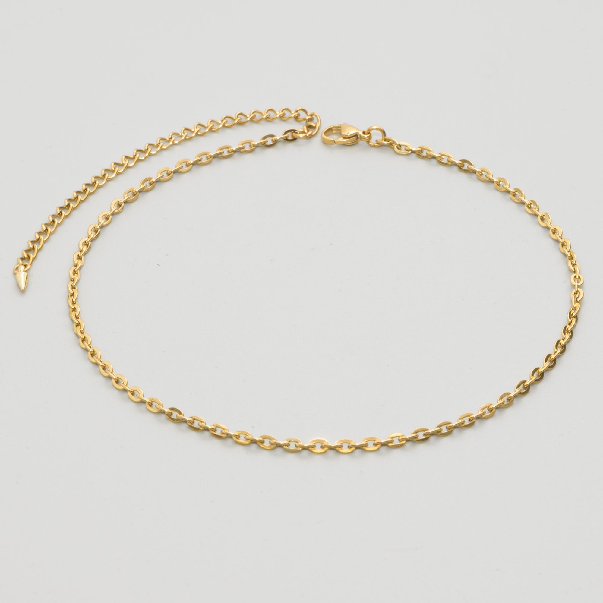 Dainty 3mm cable chain choker necklace in gold stainless steel 