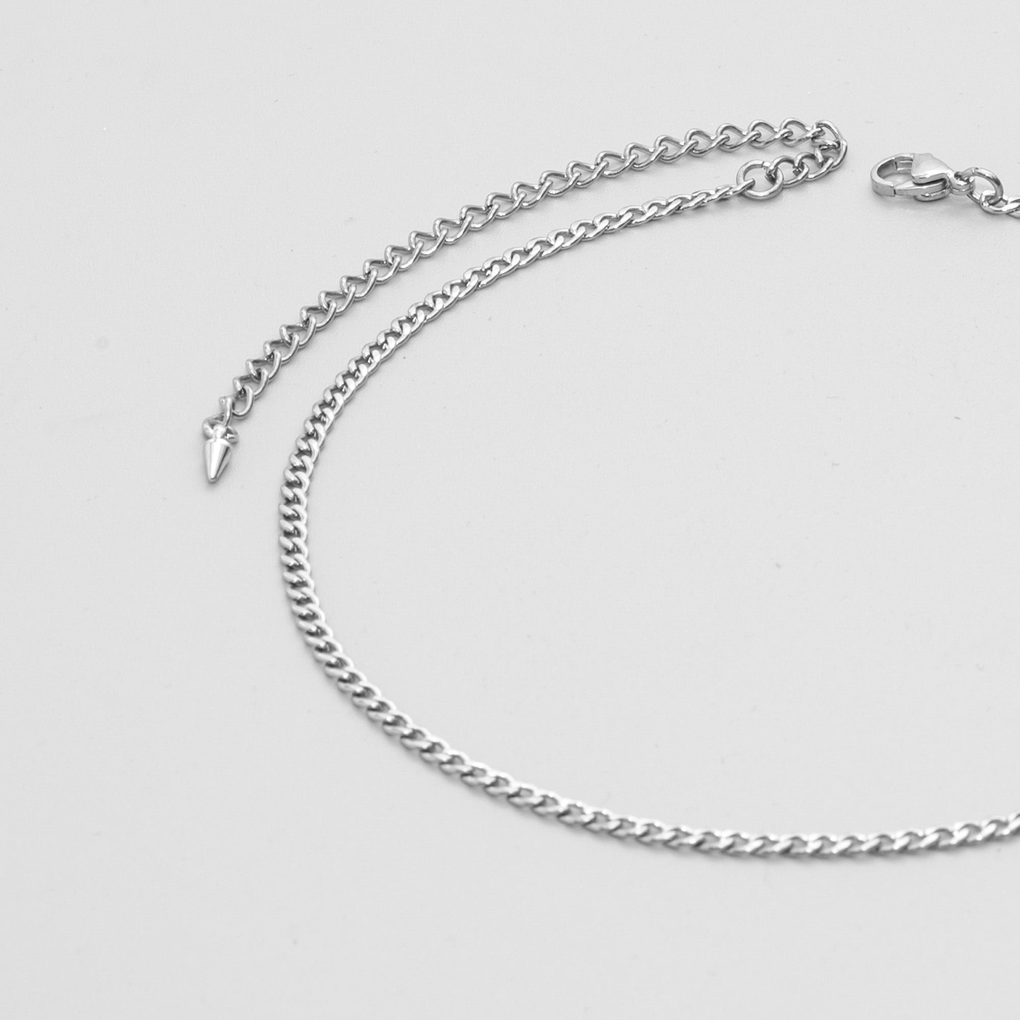 Dainty 3mm cuban link chain choker in silver stainless steel