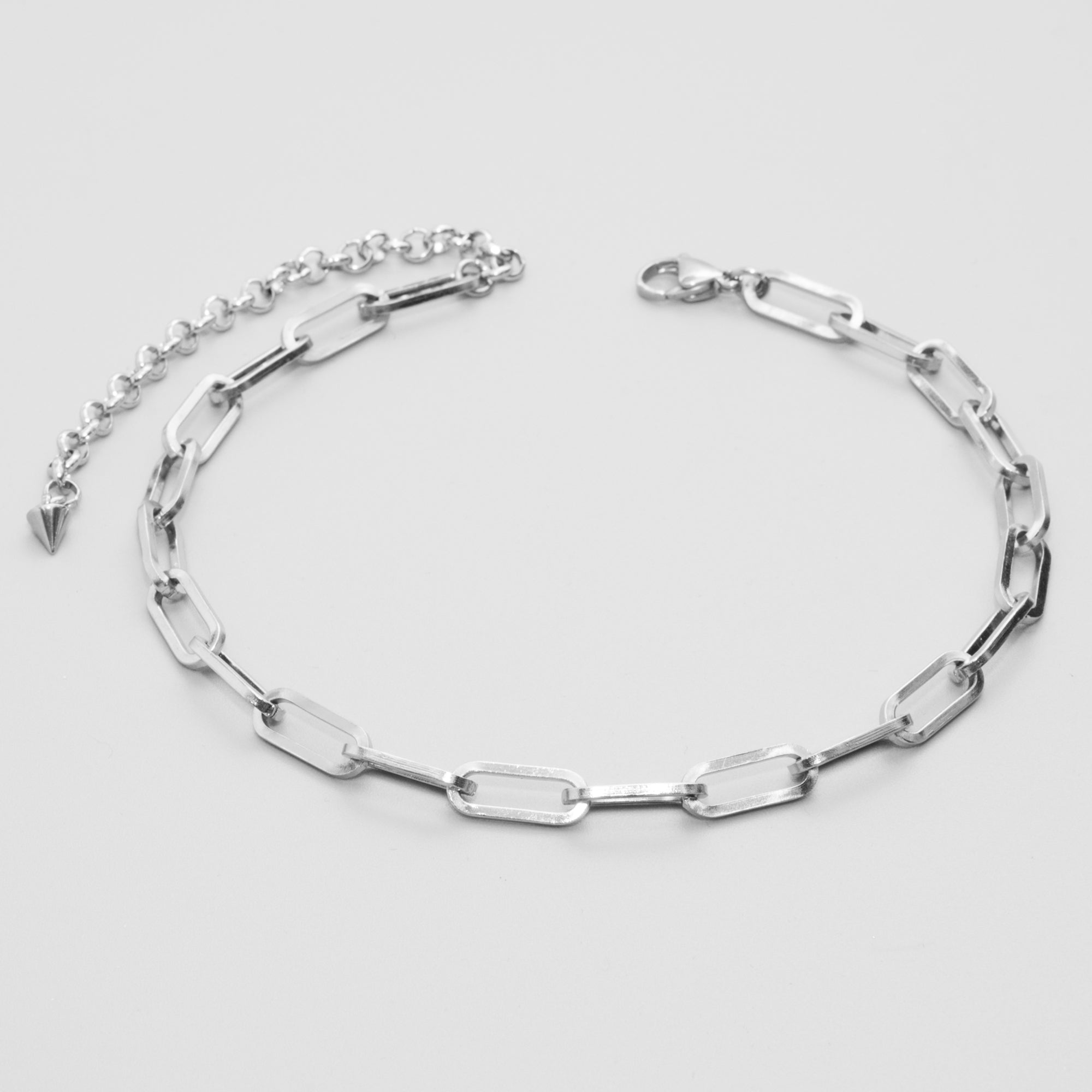 chunky paperclip choker necklace in silver 