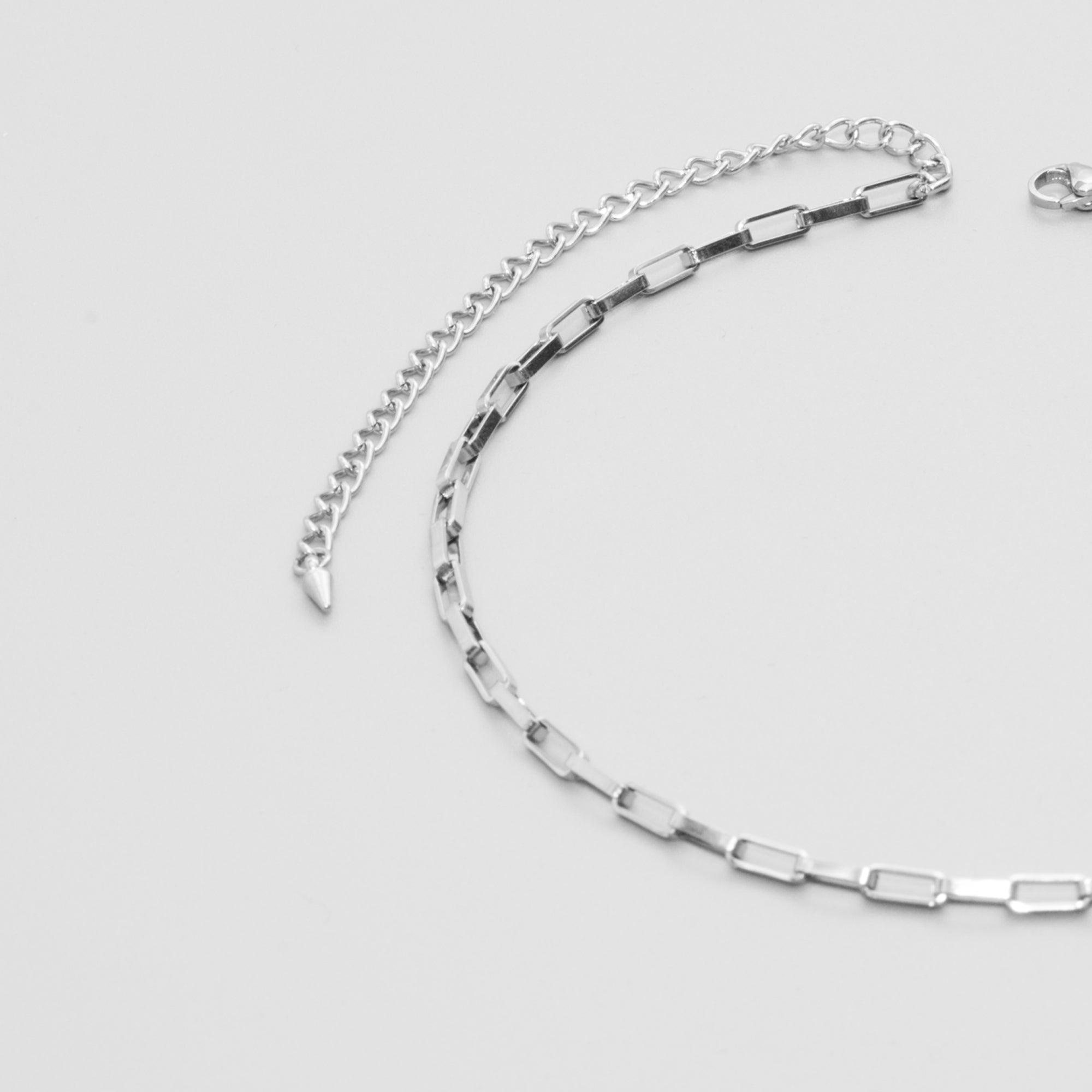 paperclip chain choker in silver stainless steel