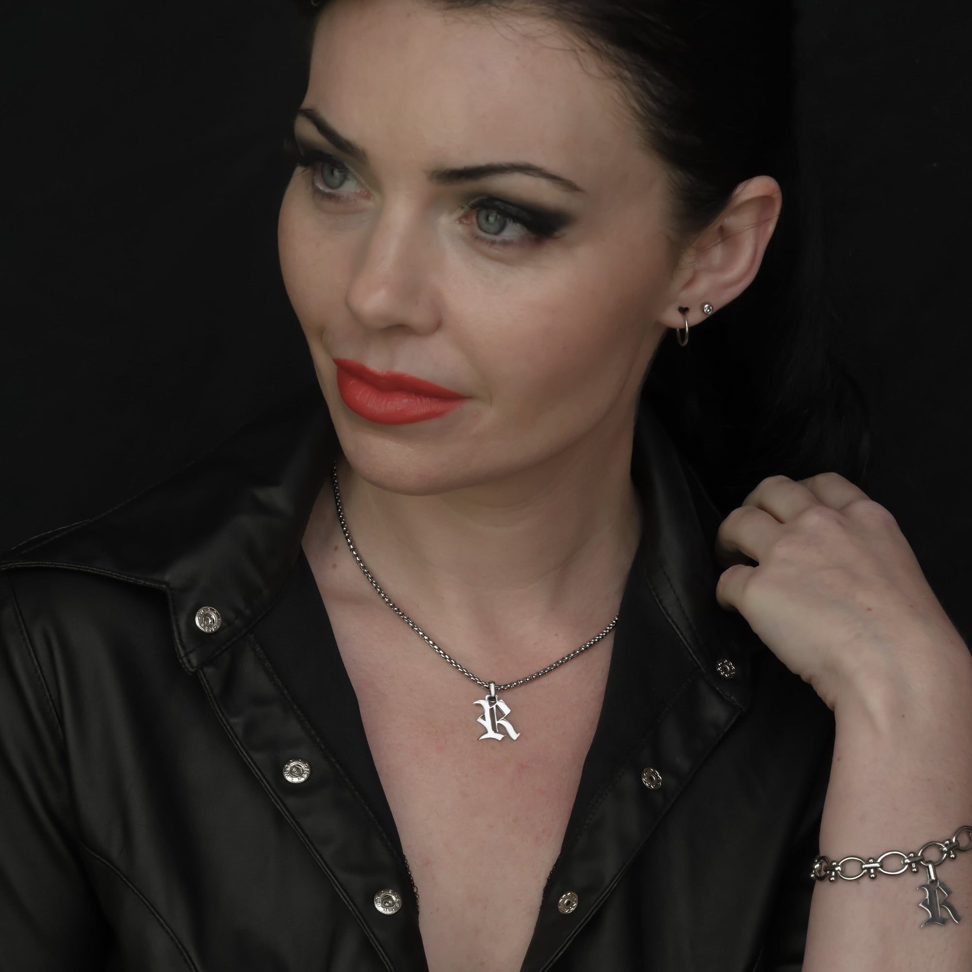 Regular Gothic Initial Necklace (Silver)