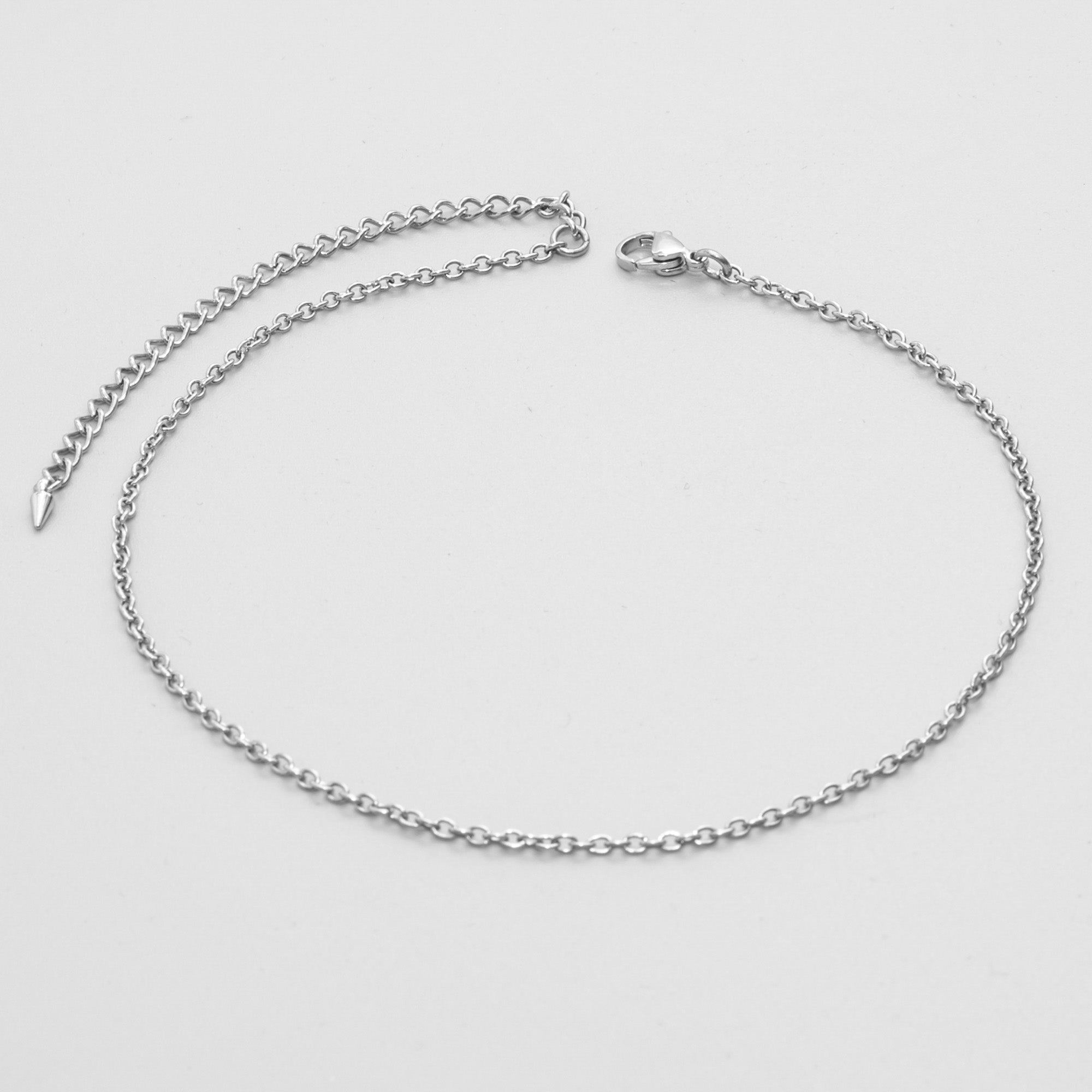 Dainty 2mm cable chain choker necklace in silver stainless steel 