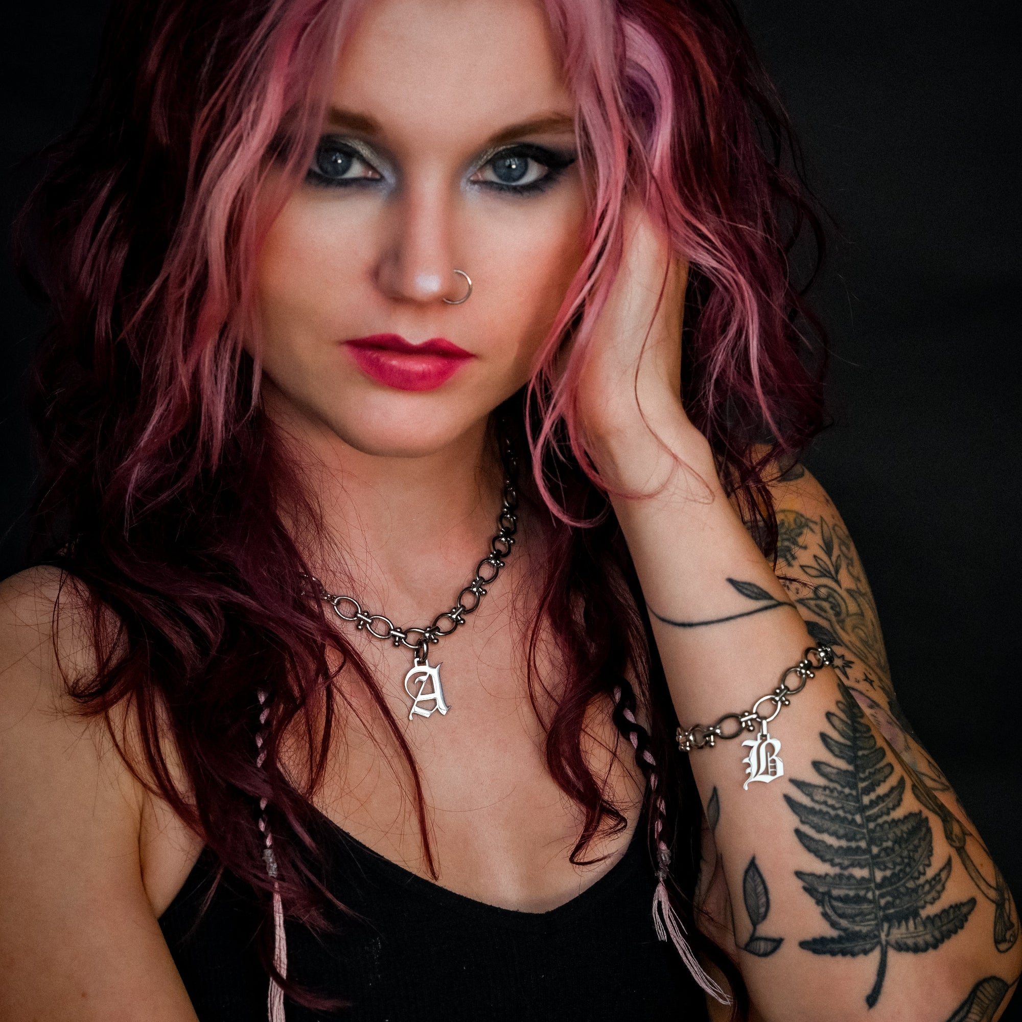 Collier initial ovale épais (argent)