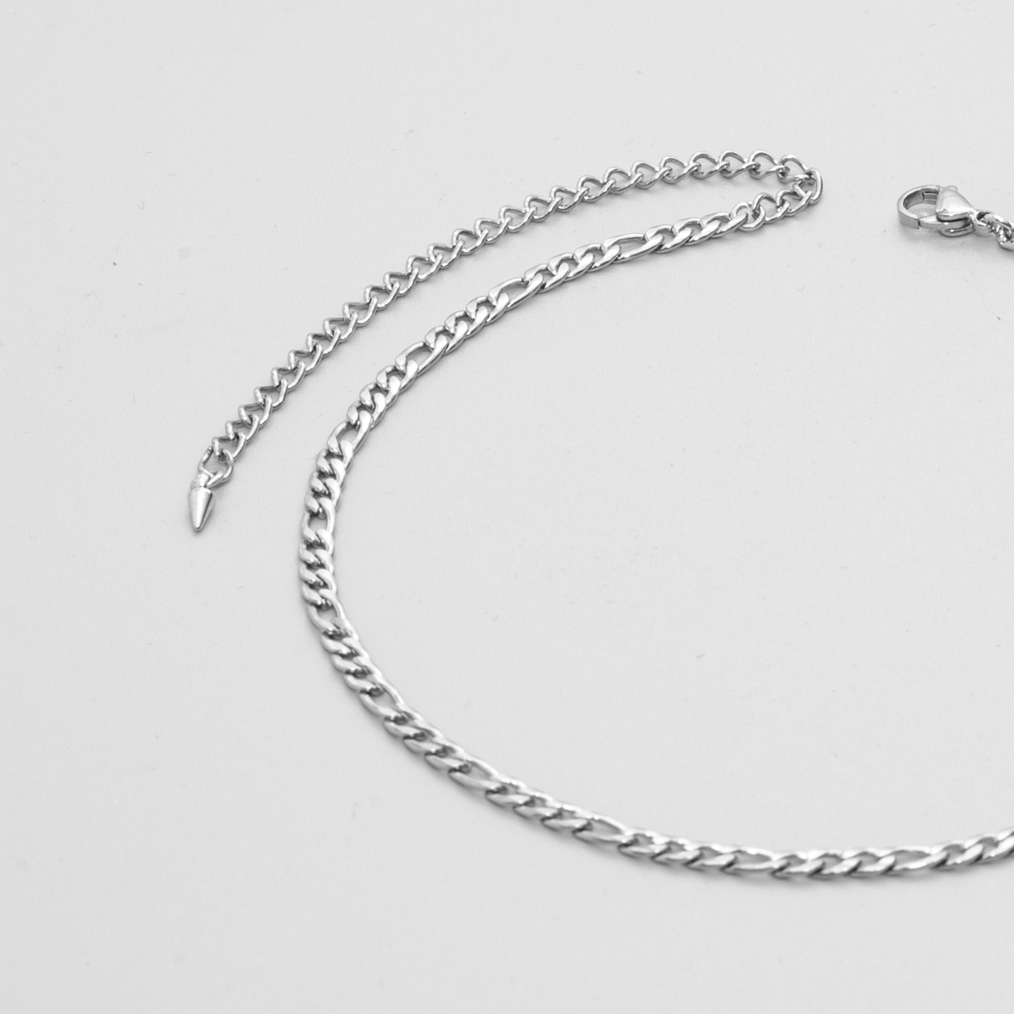 Dainty 4mm figaro chain choker in silver stainless steel