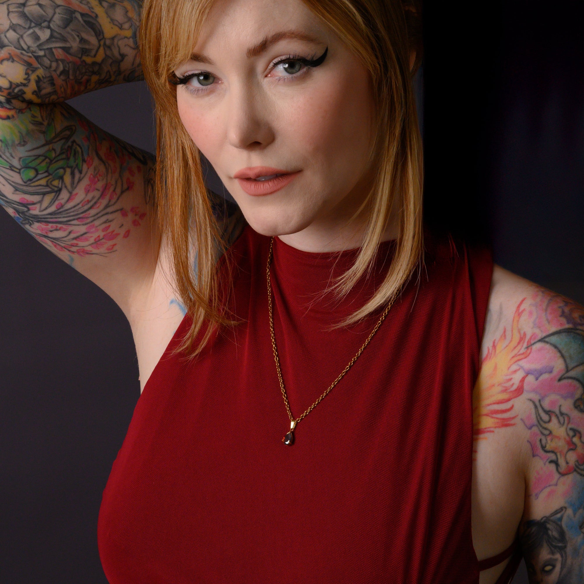 January Birthstone Red Garnet necklace in Gold