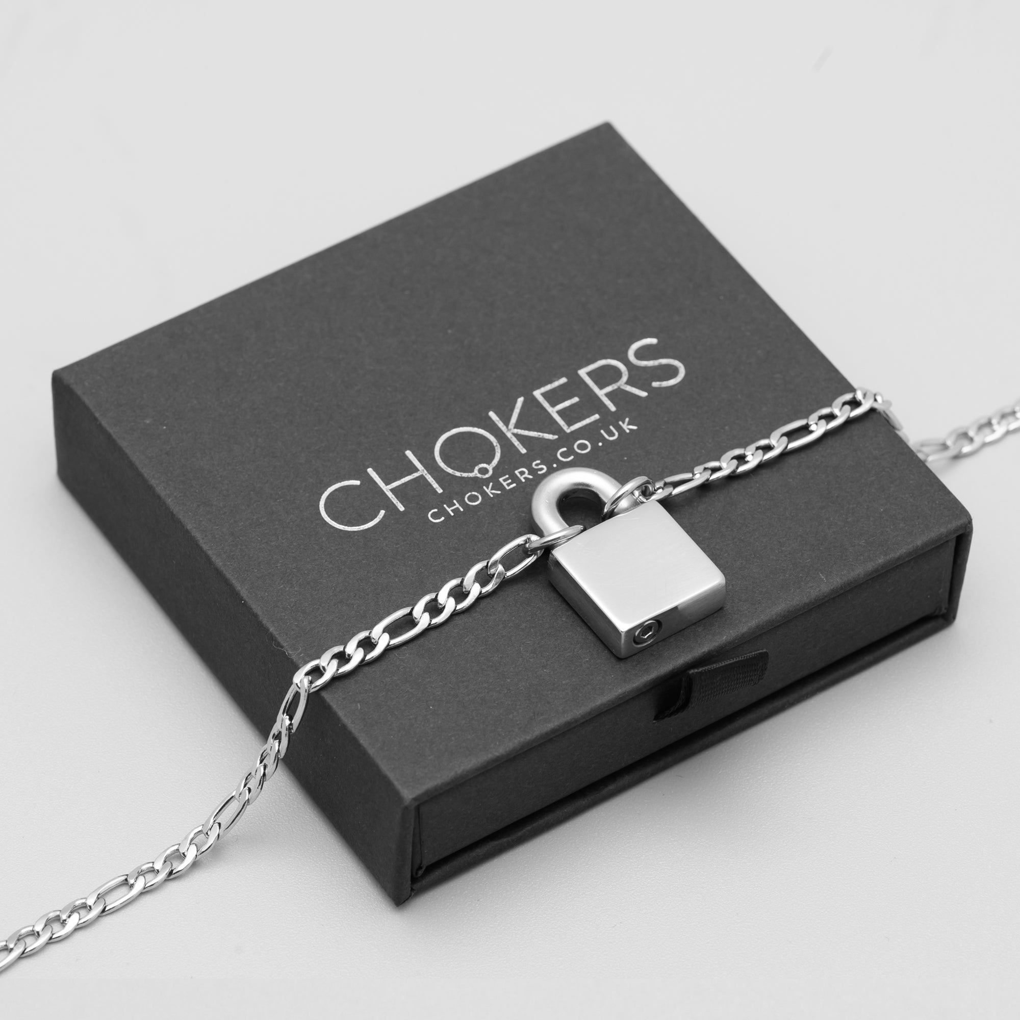 24/7 Locking Padlock Day Collar Figaro Necklace - (Silver)