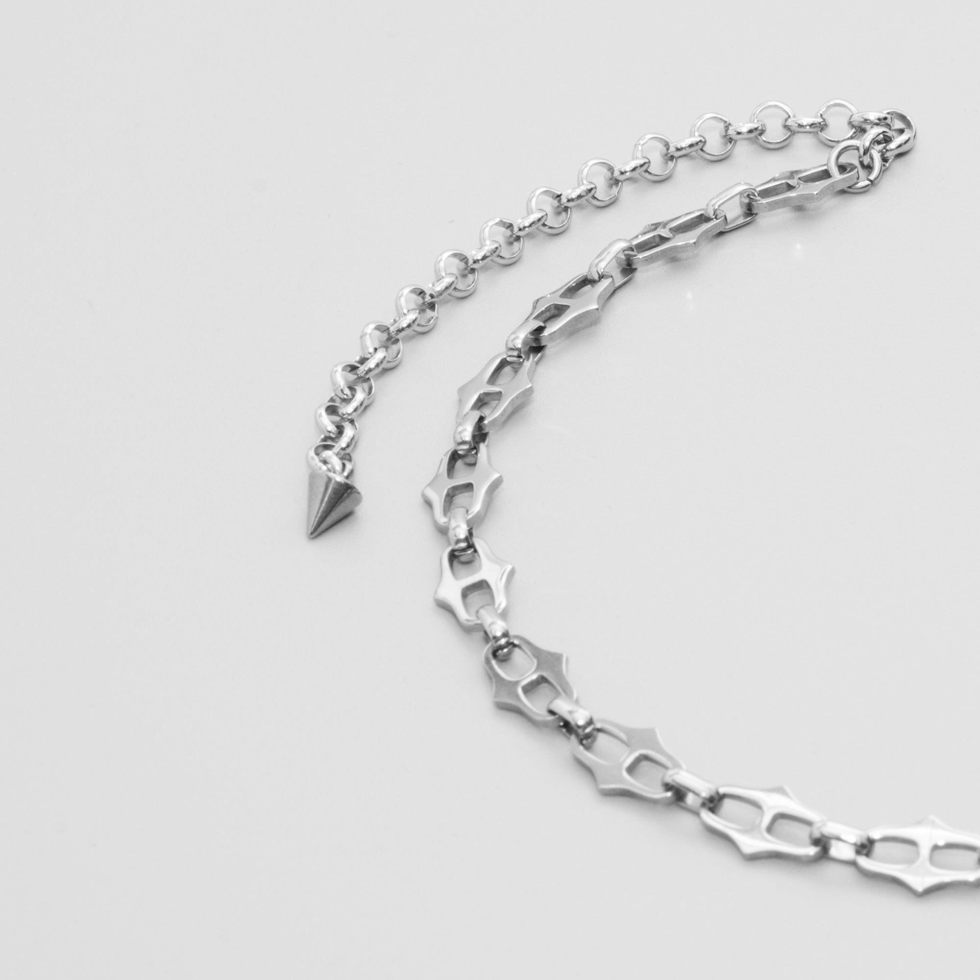 Gothic spiked choker in silver, chunky 10mm wide chain