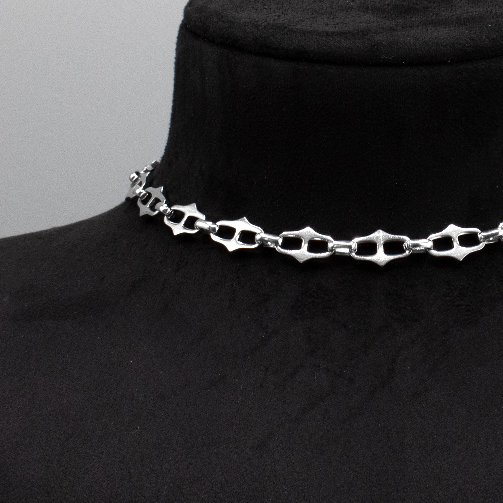 Chunky Gothic Spiked Link Choker Necklace - (Silver) 10mm