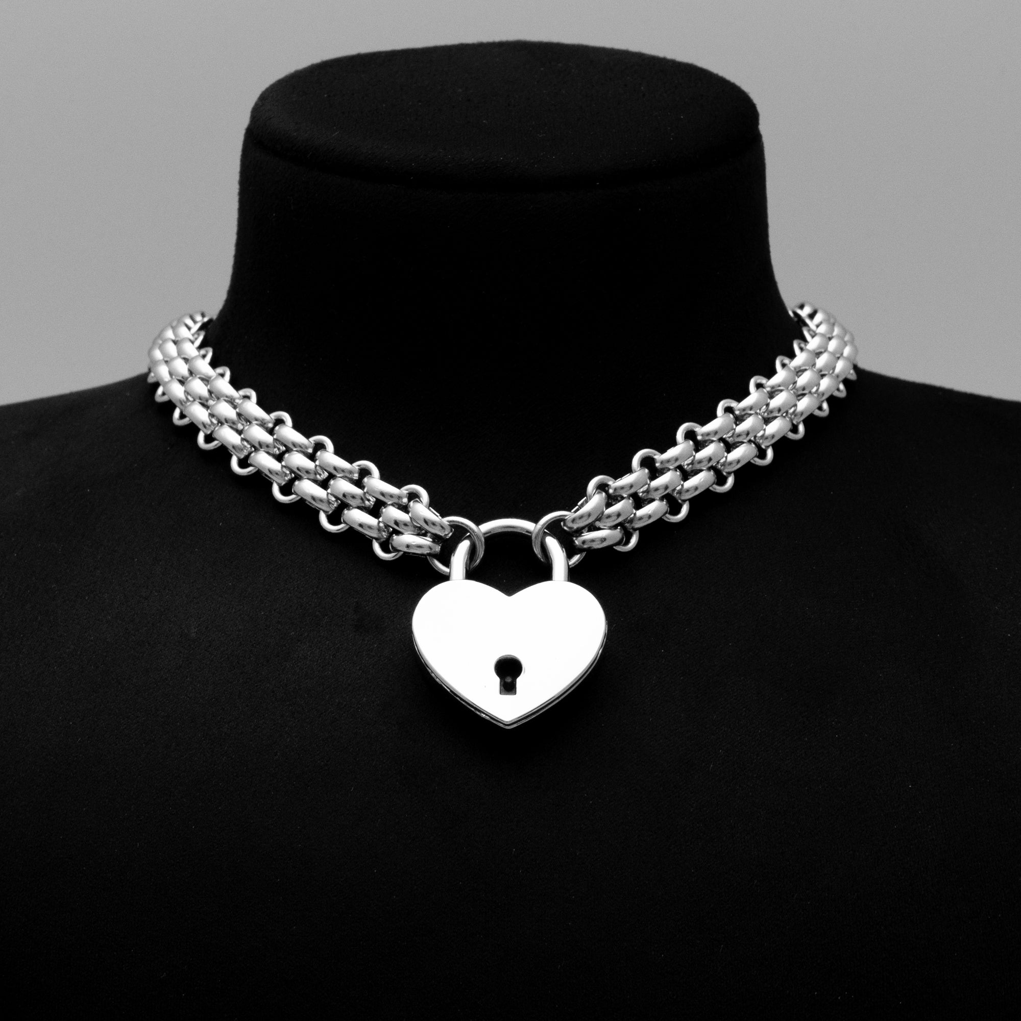 Large Chainmail Heart Padlock Day Collar - (Silver)