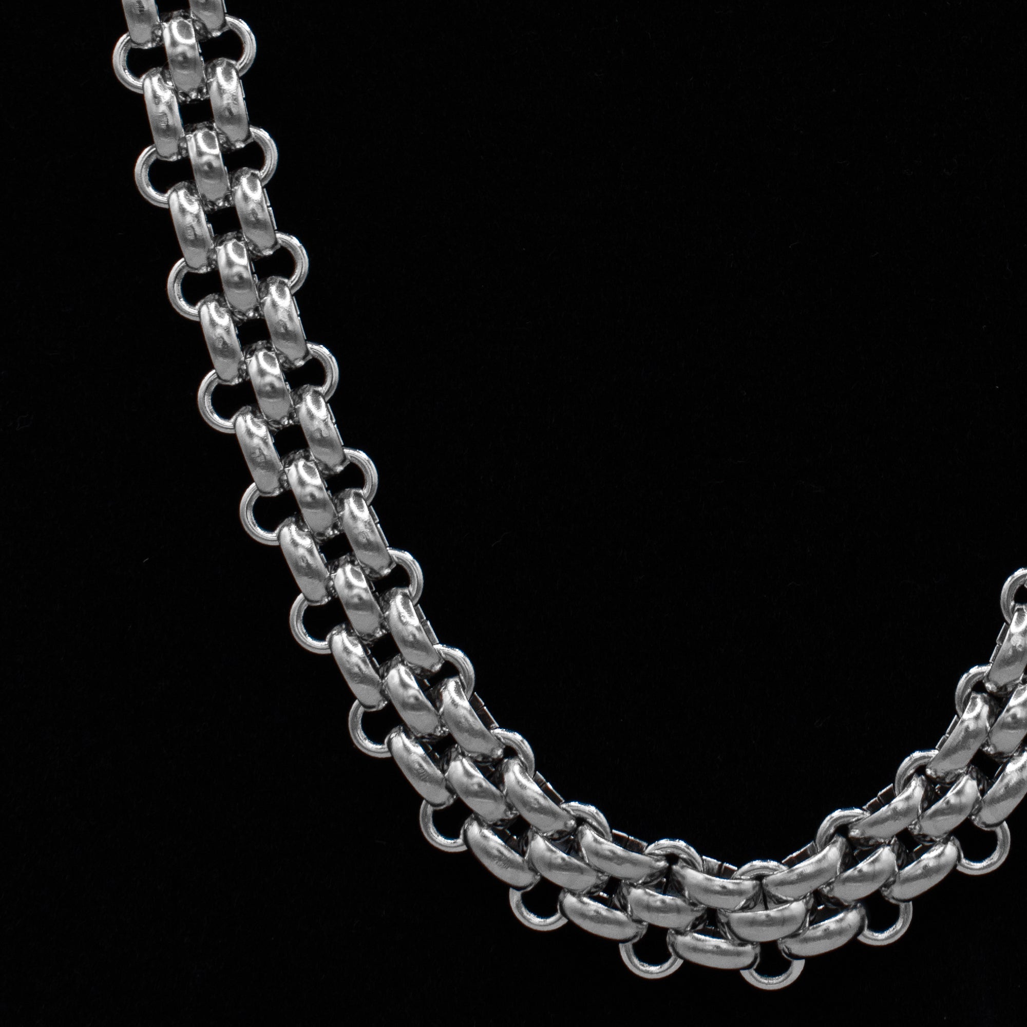 Chunky Chainmail Necklace - (Silver) 15mm