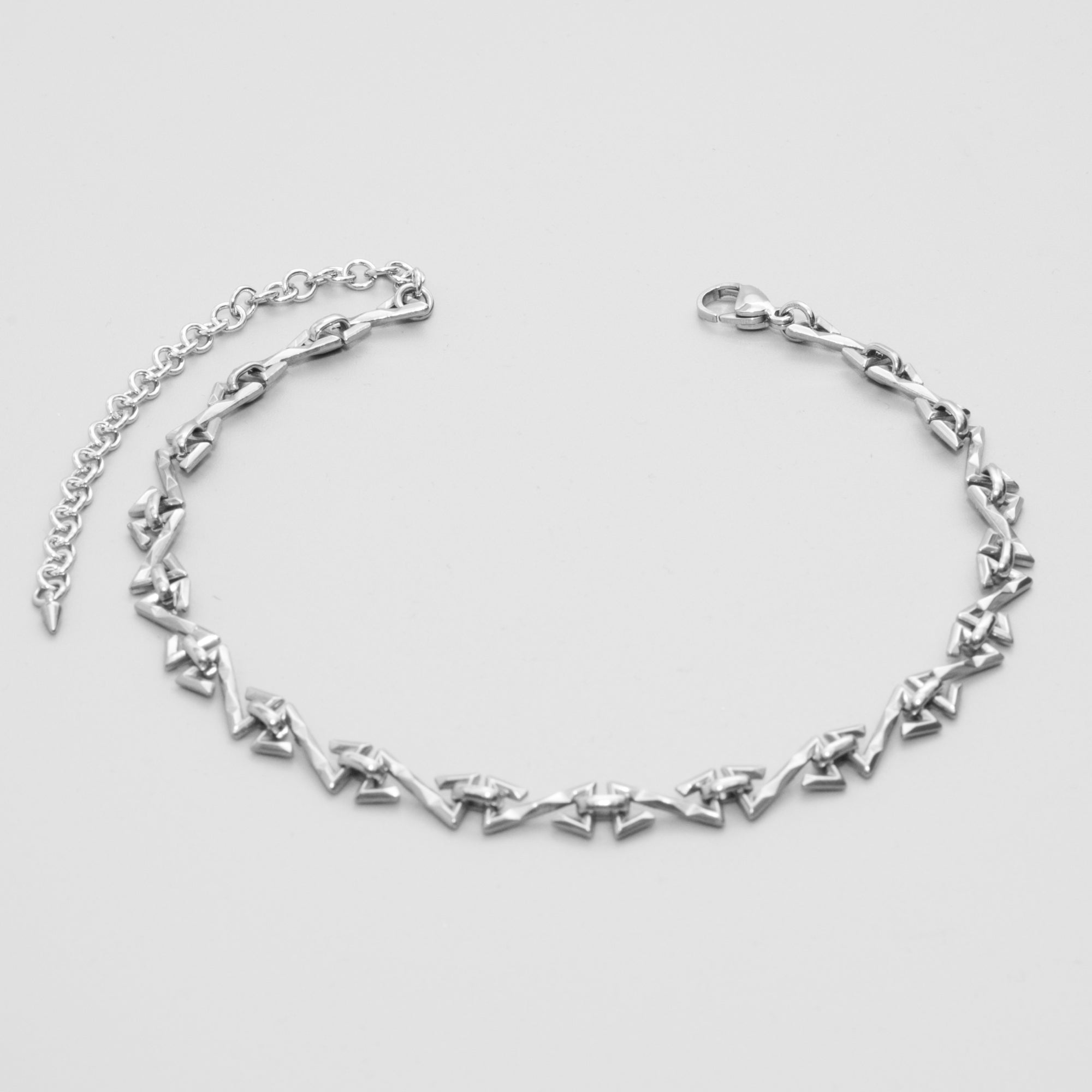 chunky Z link choker necklace in silver stainless steel 